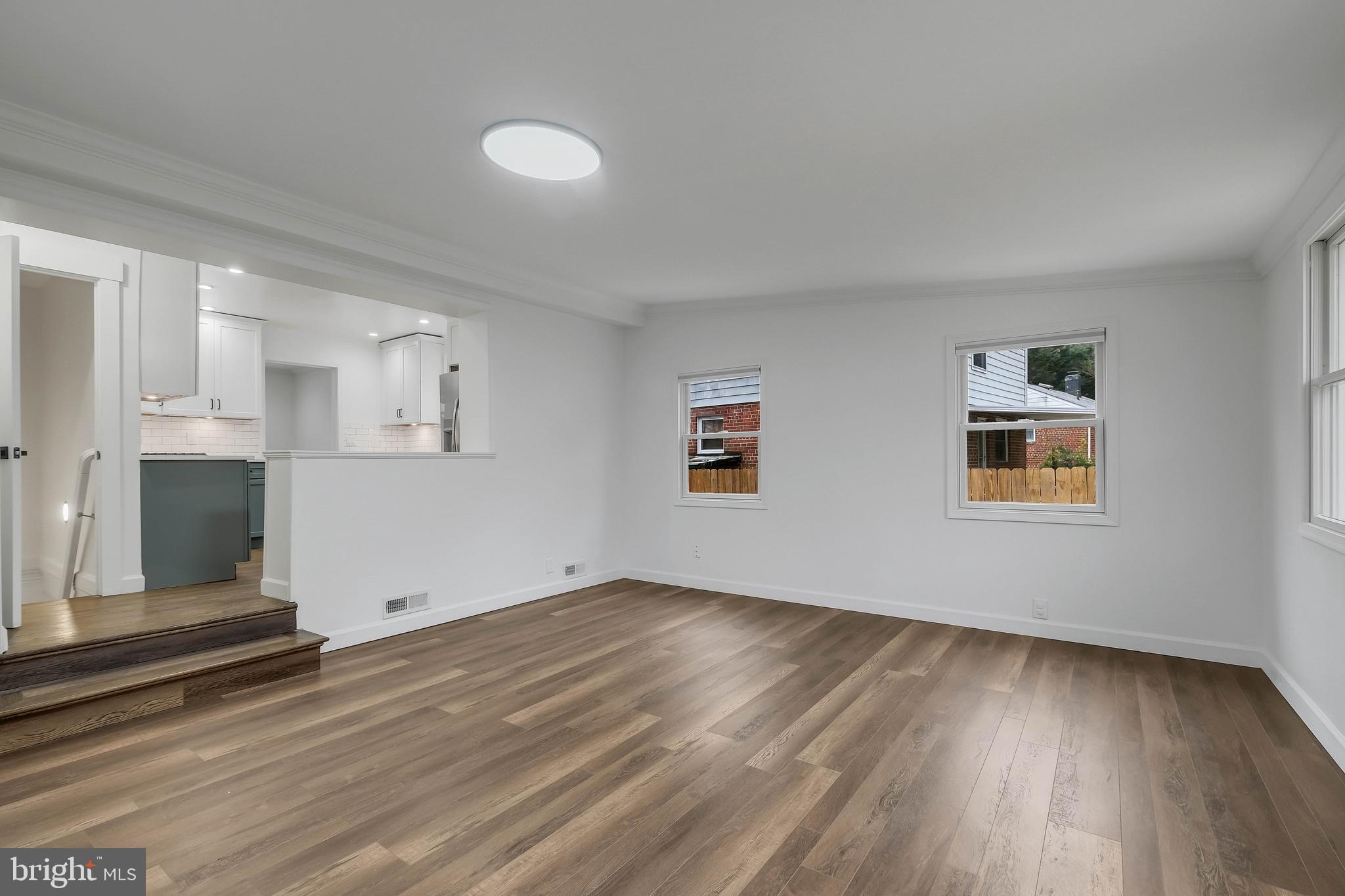 CONNECTICUT GARDENS - Residential Lease