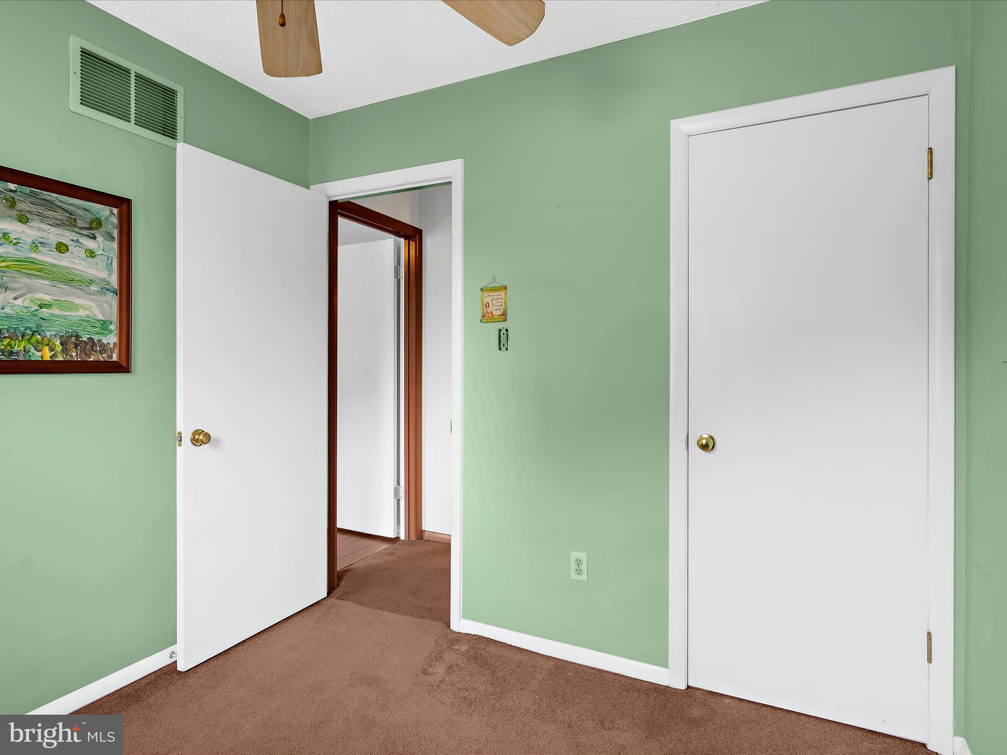 DIVIDING CREEK KNOLLS - Residential