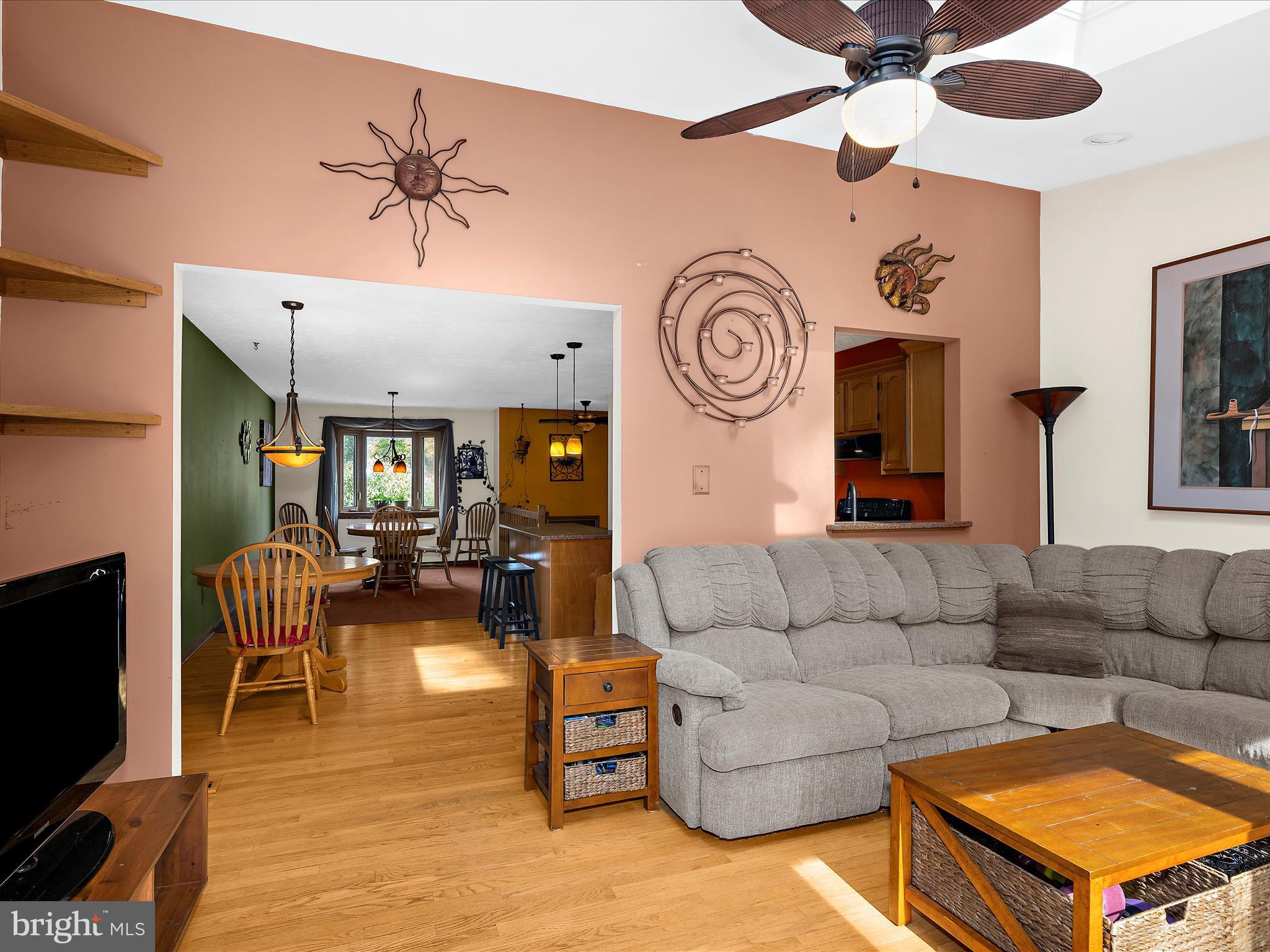 DIVIDING CREEK KNOLLS - Residential