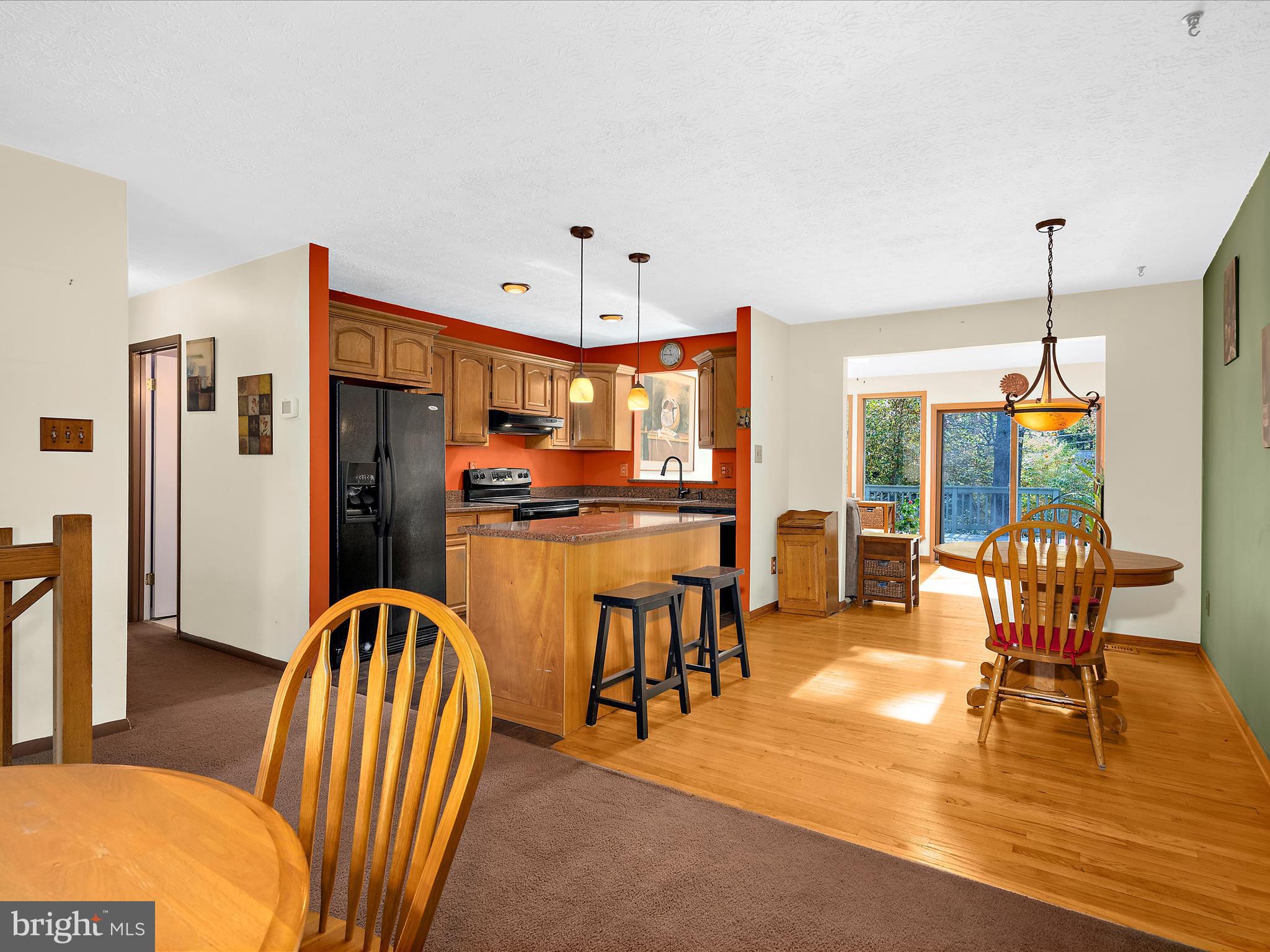 DIVIDING CREEK KNOLLS - Residential