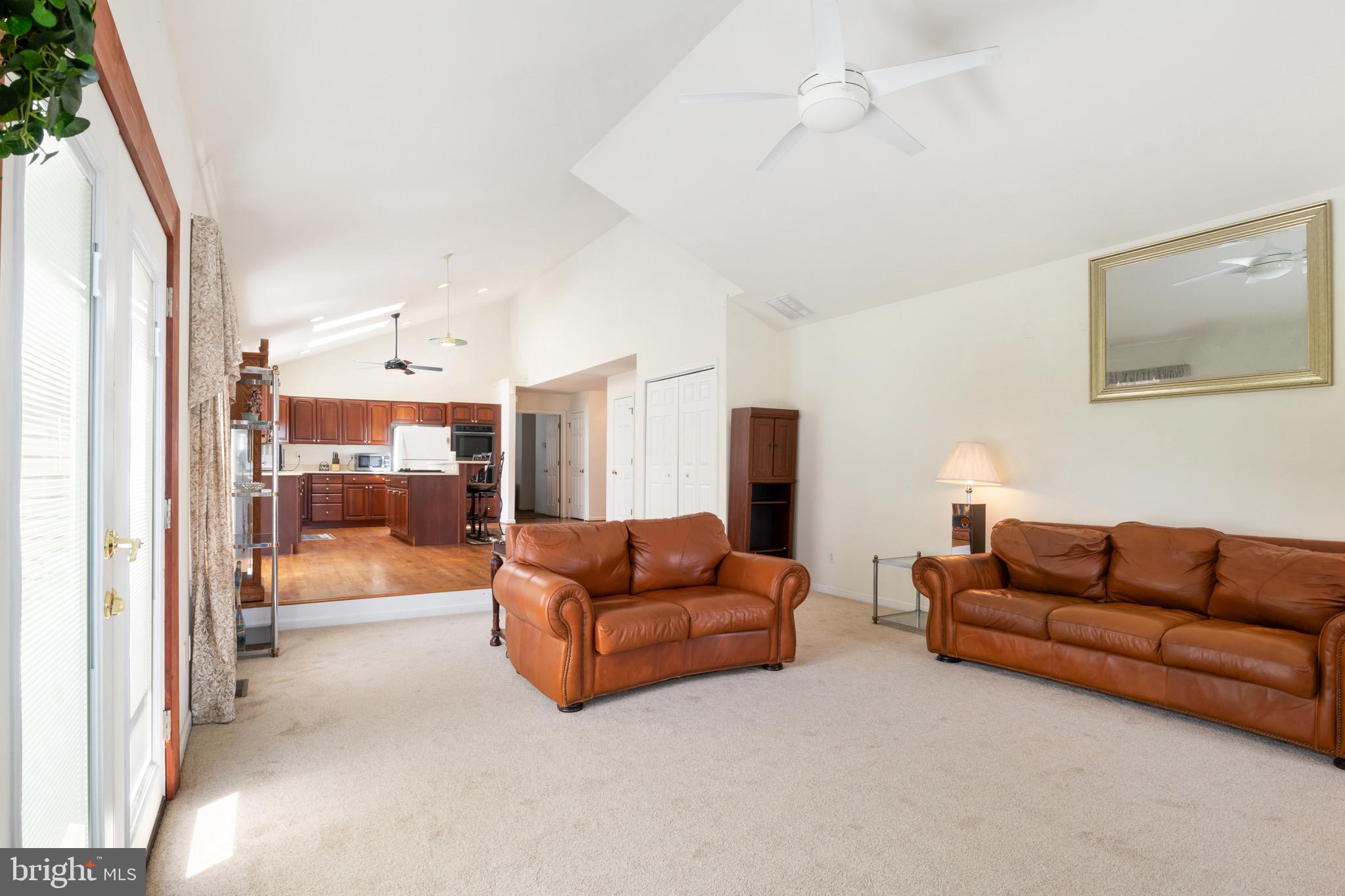 THE GROVE - Residential