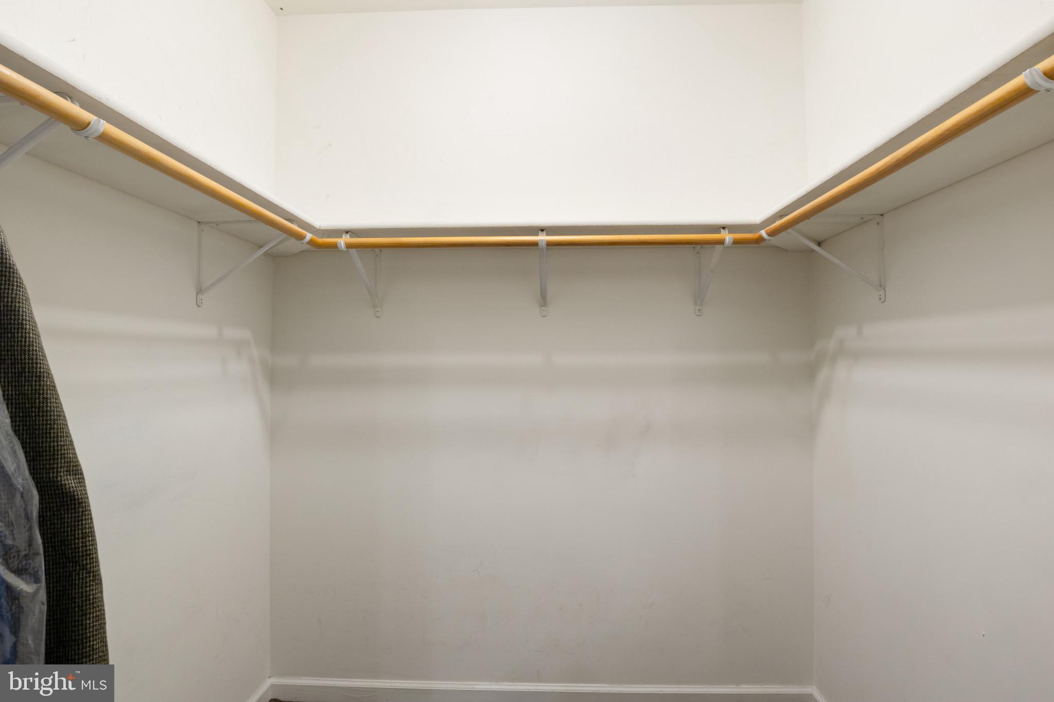 THE GROVE - Residential