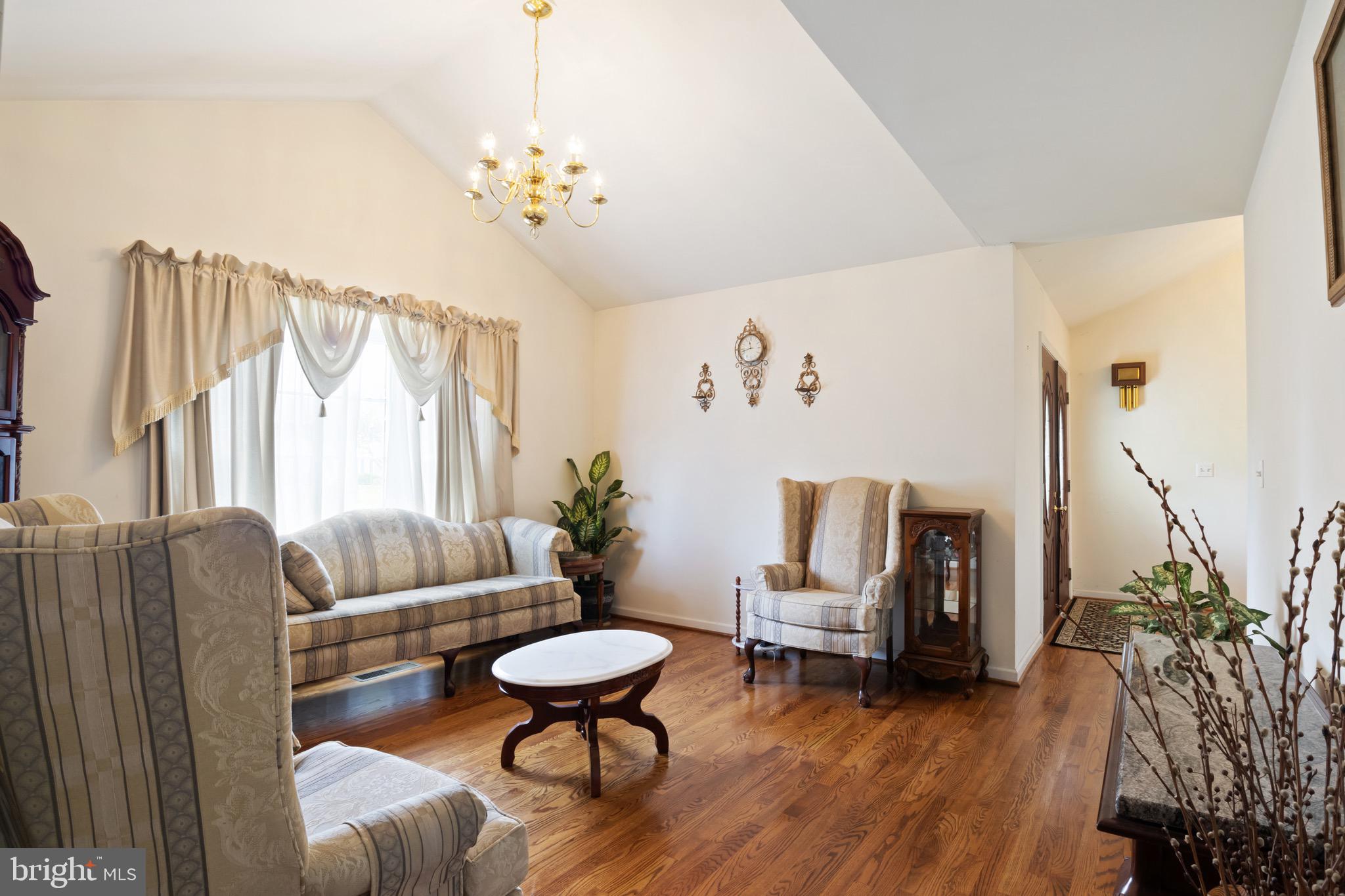 THE GROVE - Residential