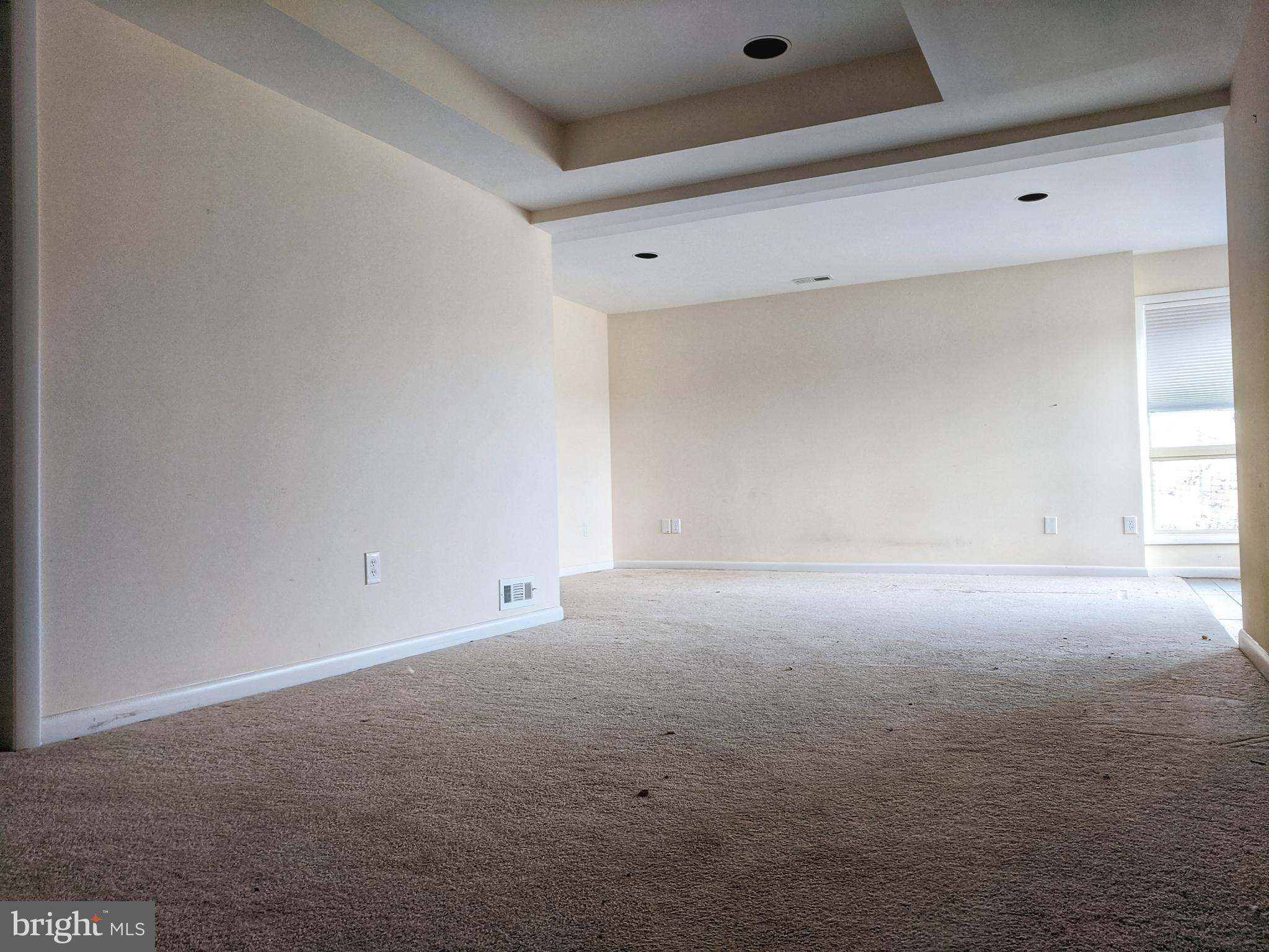 RUNNYMEADE FARM - Residential