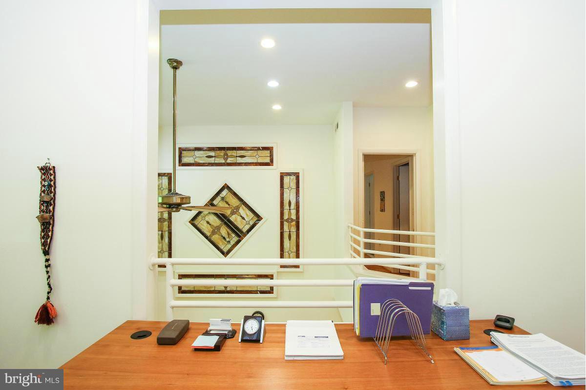 BRADLEY HILLS GROVE - Residential