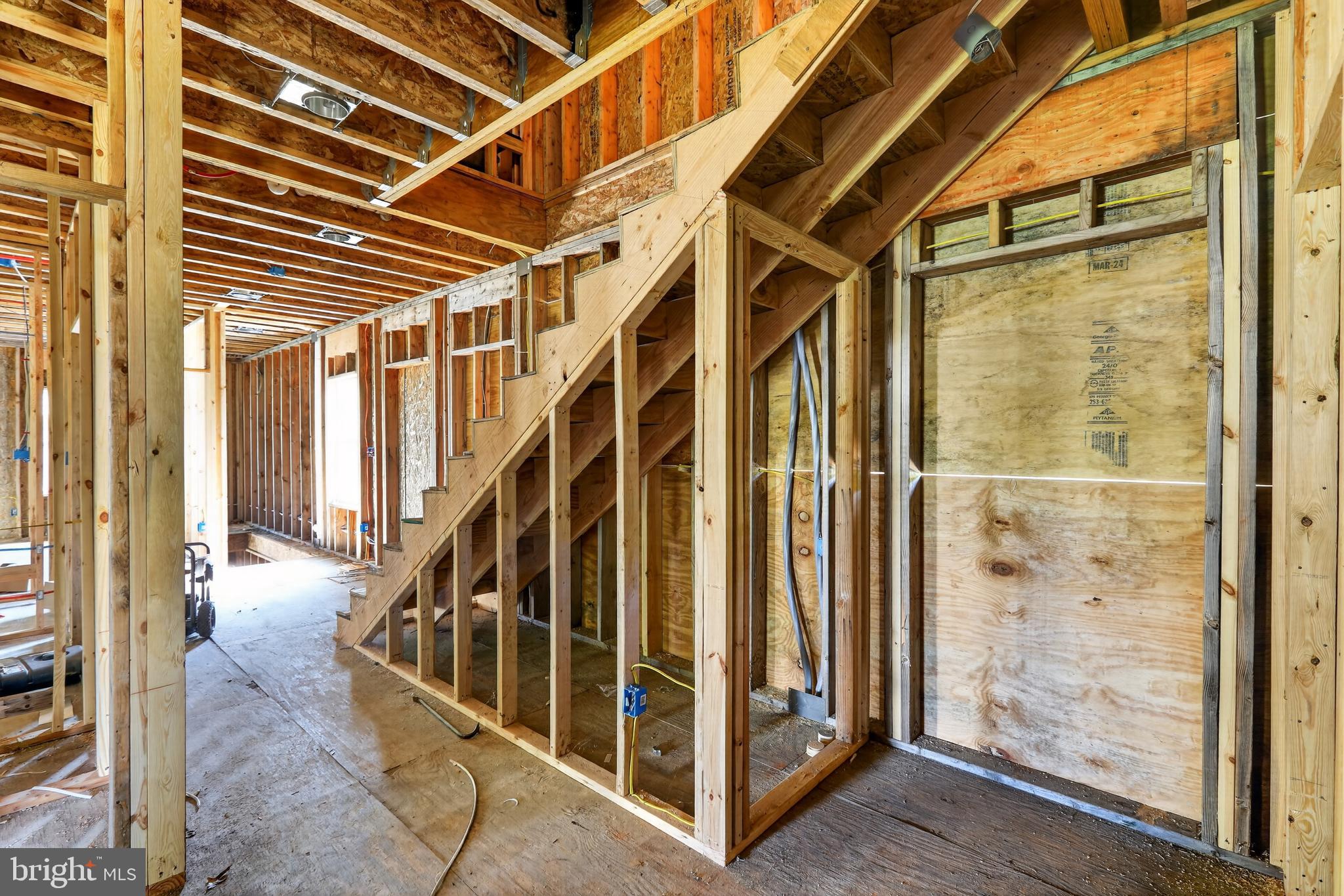 HUNTINGTON - Residential