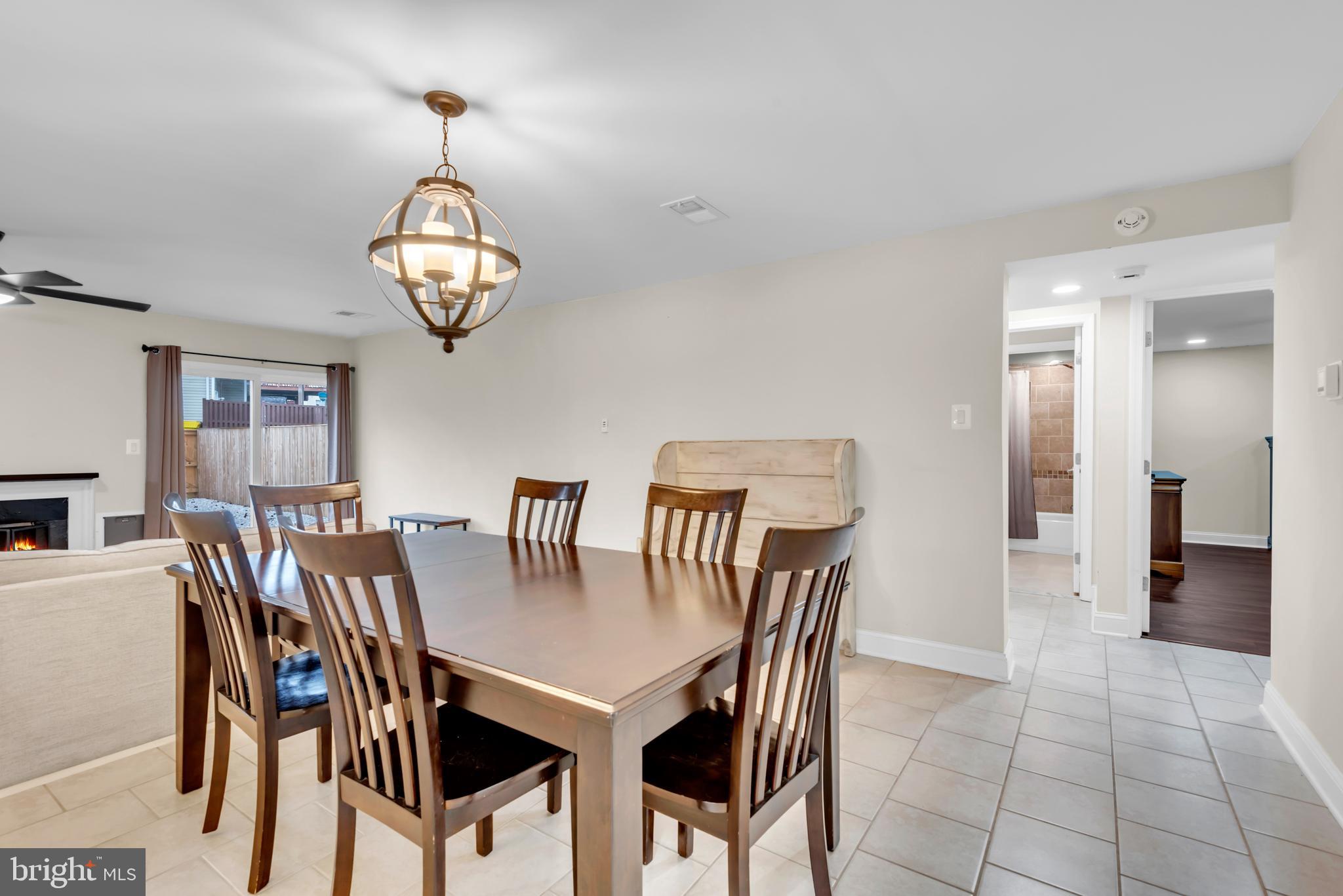 1458 BLOCKTON COURT