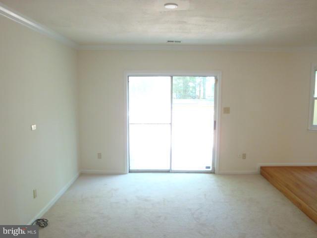 RYON WOODS - Residential Lease