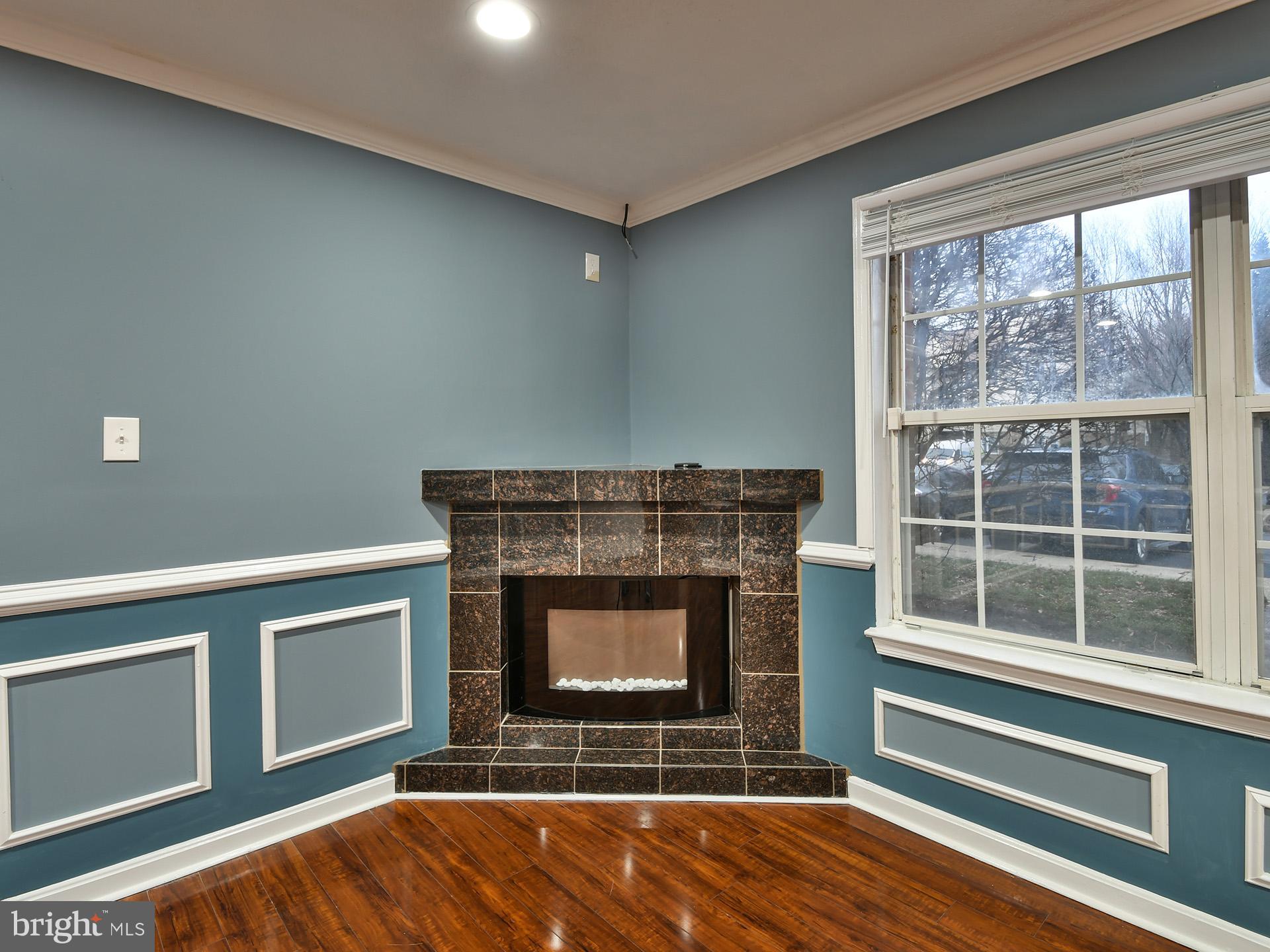 LAKE POINTE AT TOWN CENTER - Residential Lease