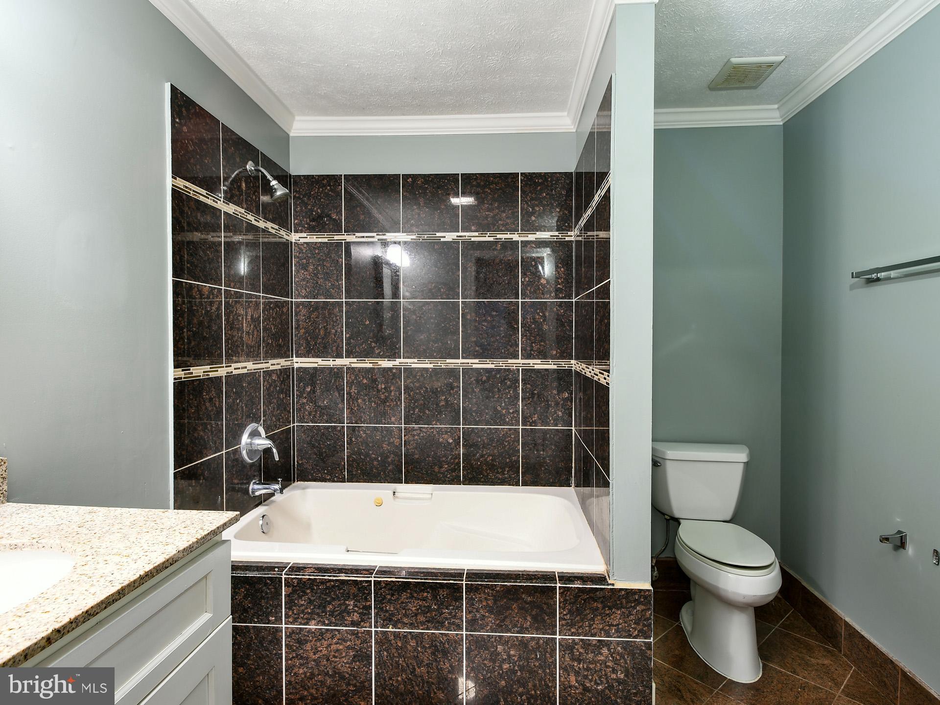 LAKE POINTE AT TOWN CENTER - Residential Lease