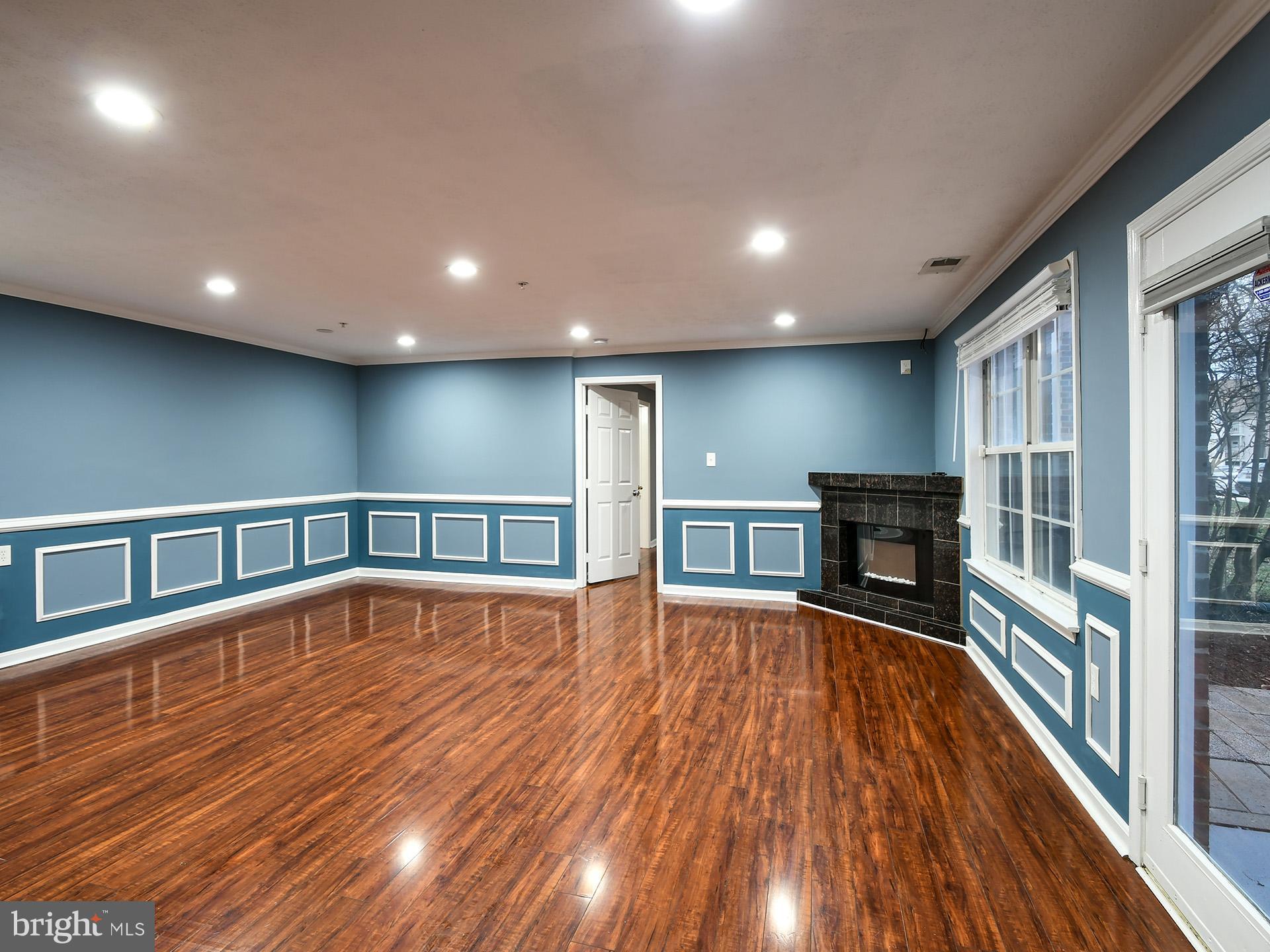 LAKE POINTE AT TOWN CENTER - Residential Lease