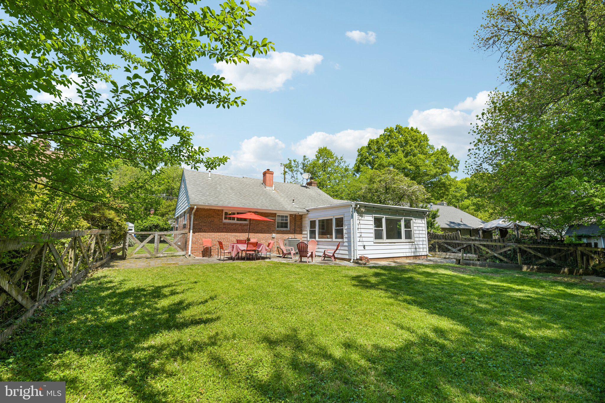 BARCROFT - Residential