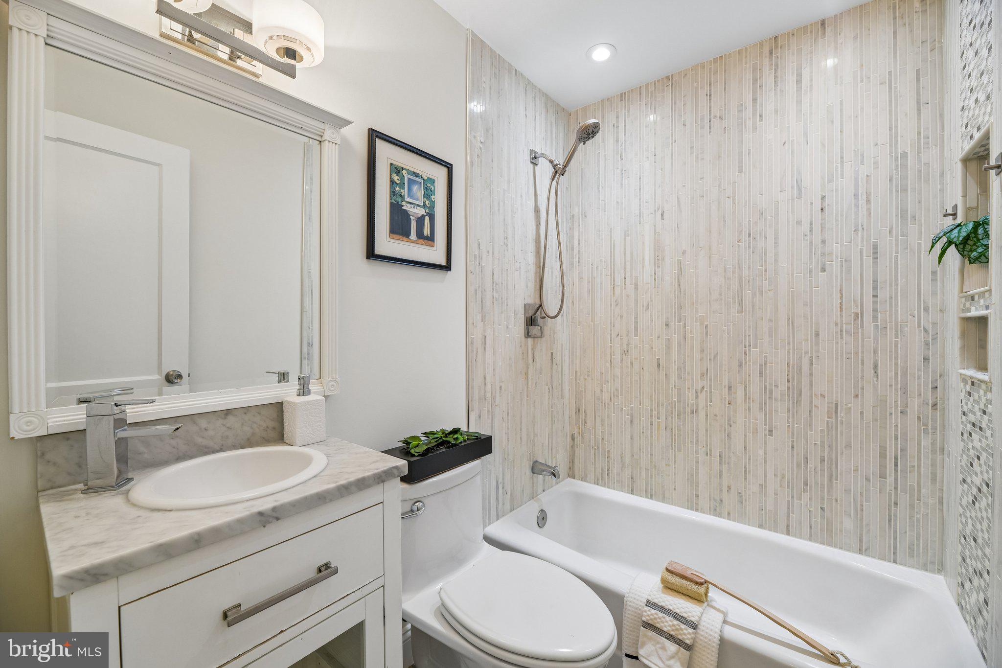 BARCROFT - Residential