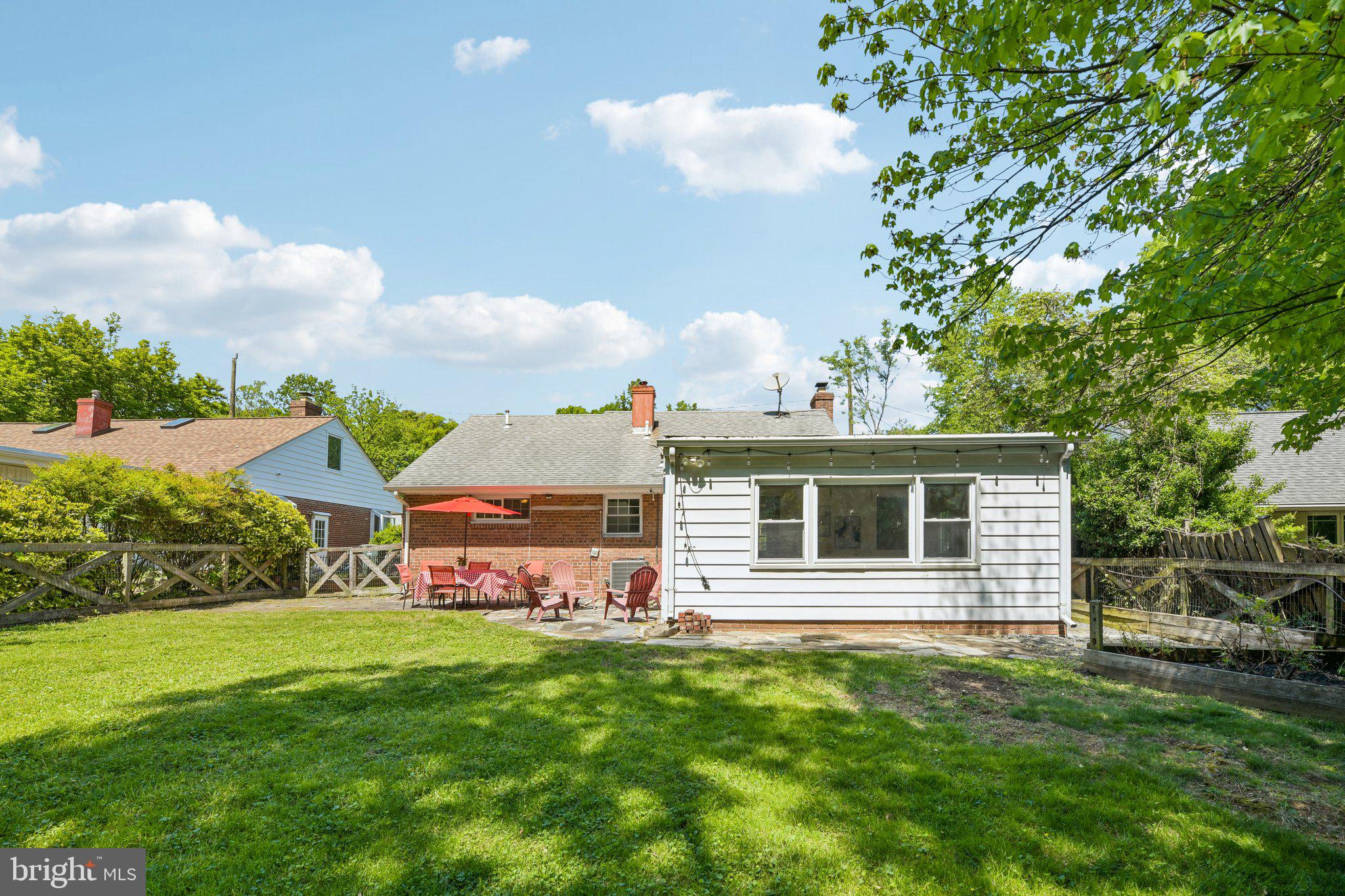 BARCROFT - Residential