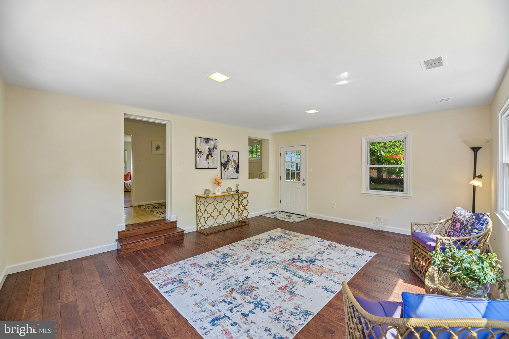 BARCROFT - Residential