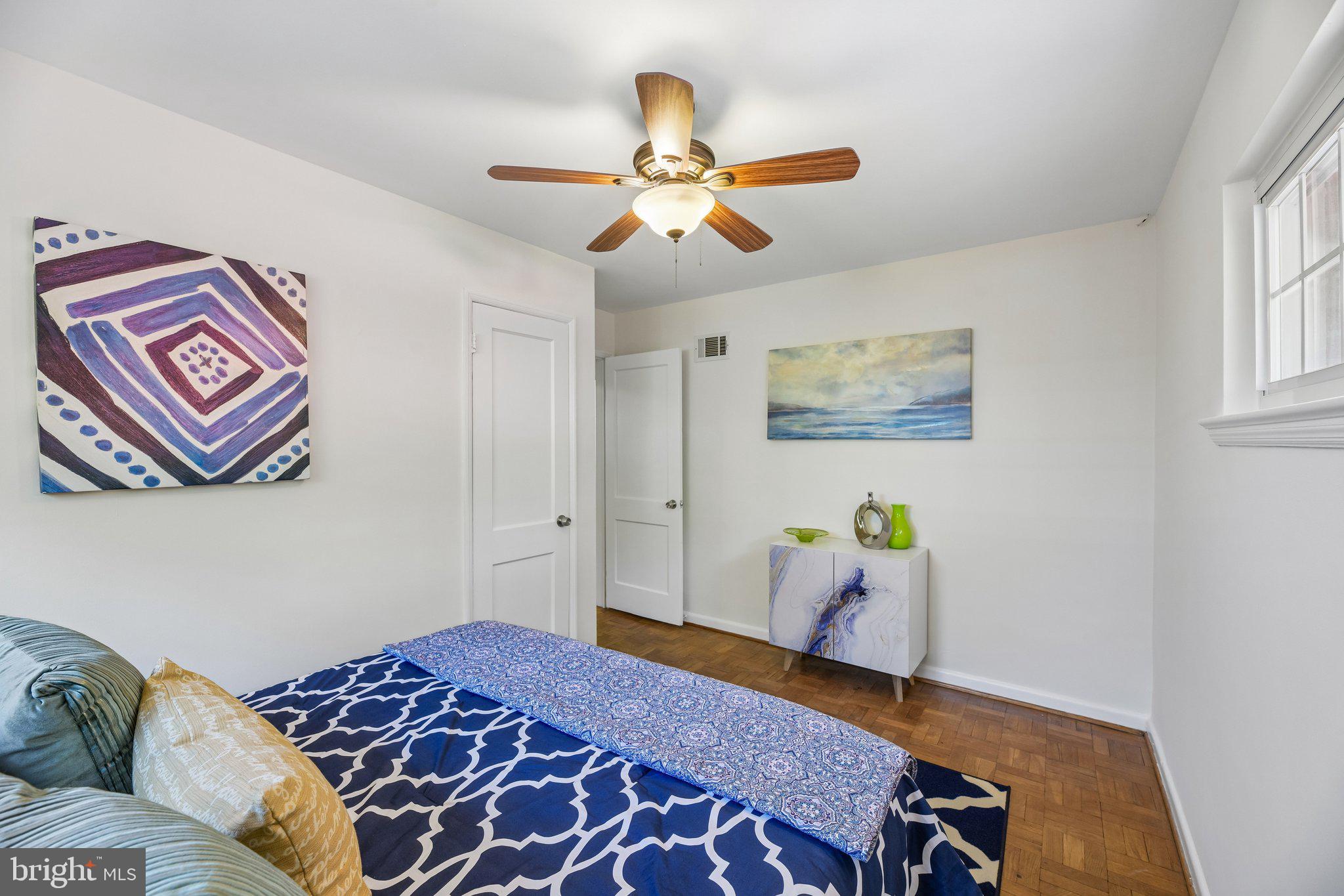 BARCROFT - Residential