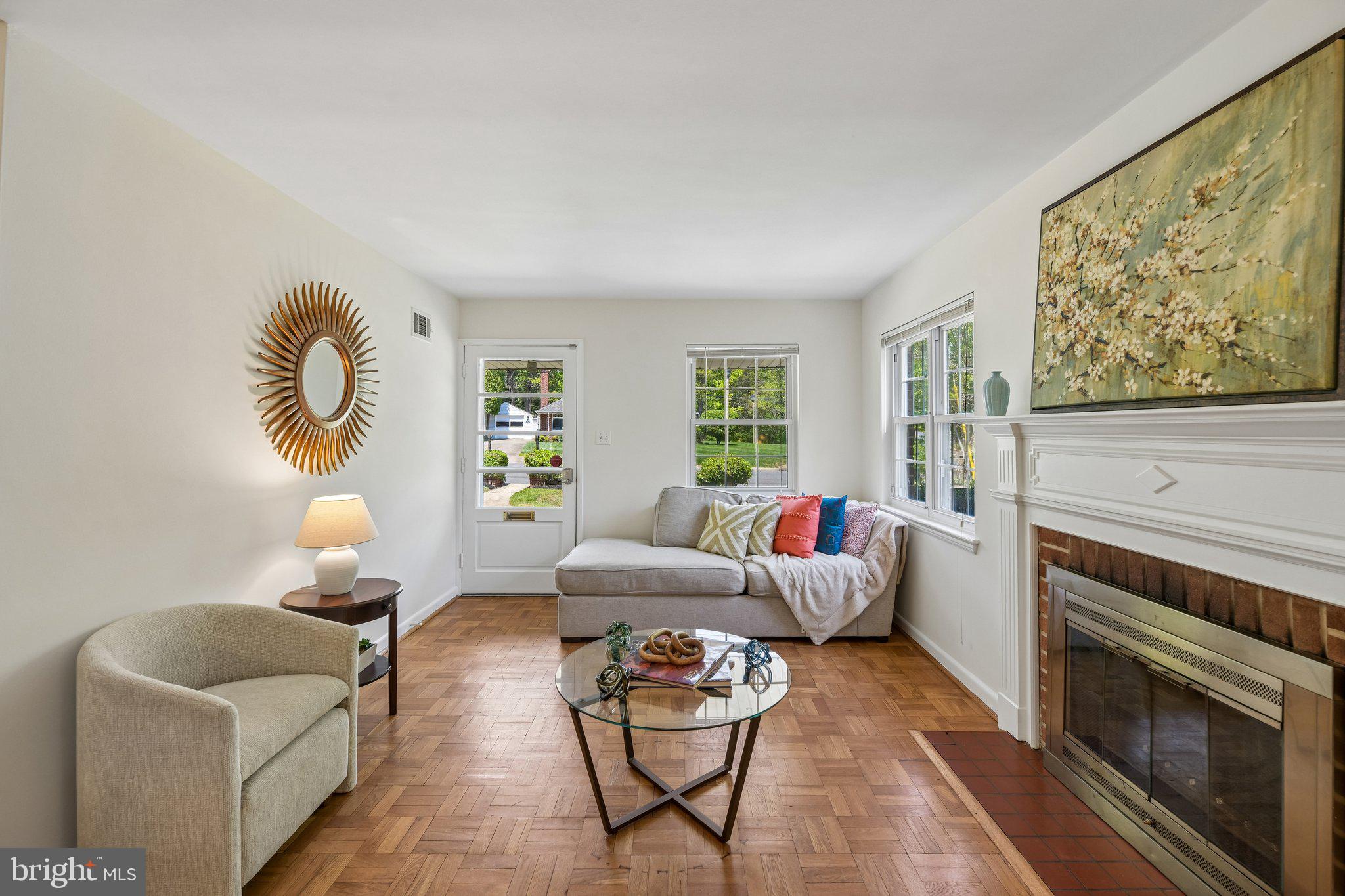 BARCROFT - Residential