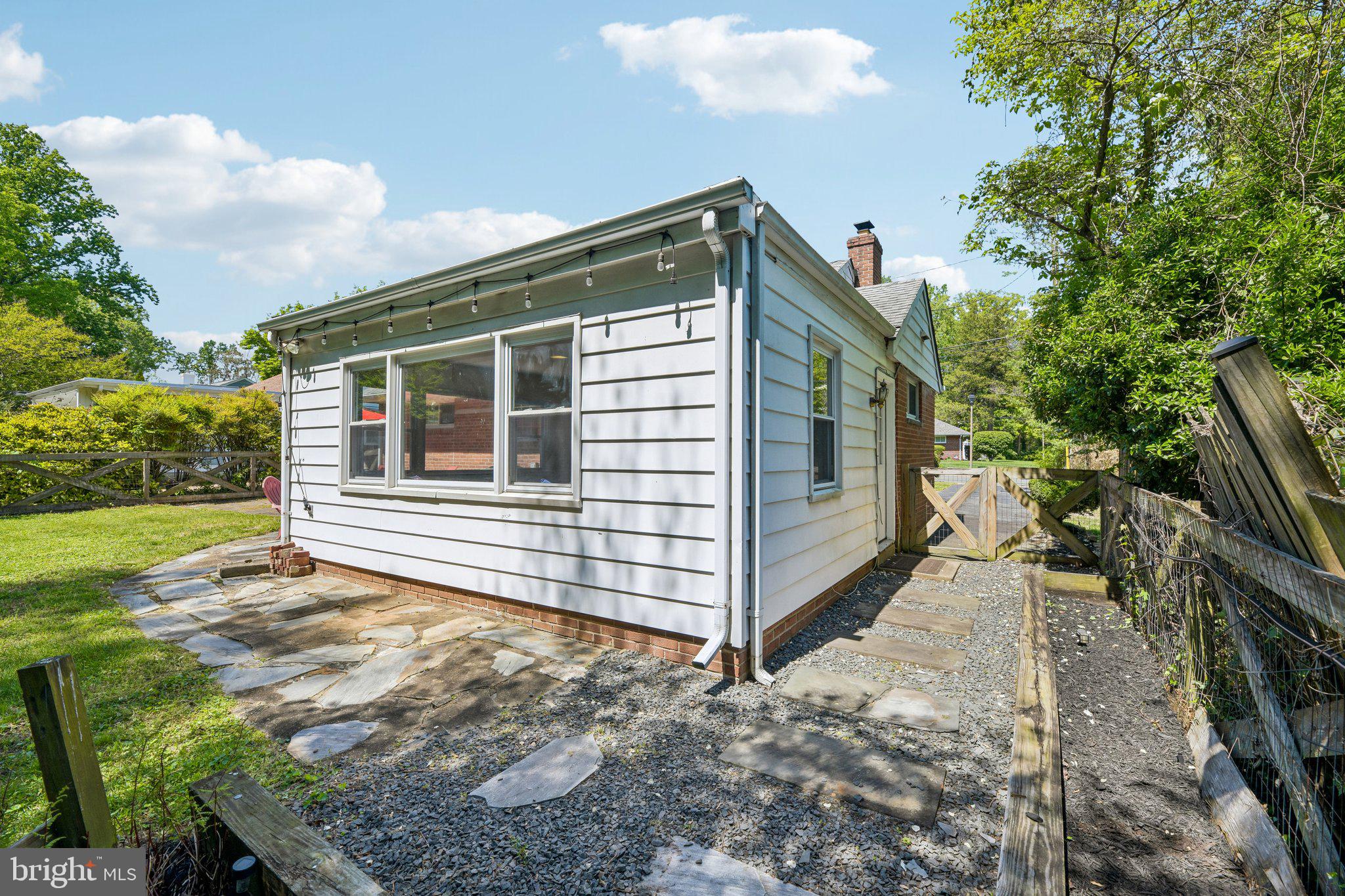 BARCROFT - Residential