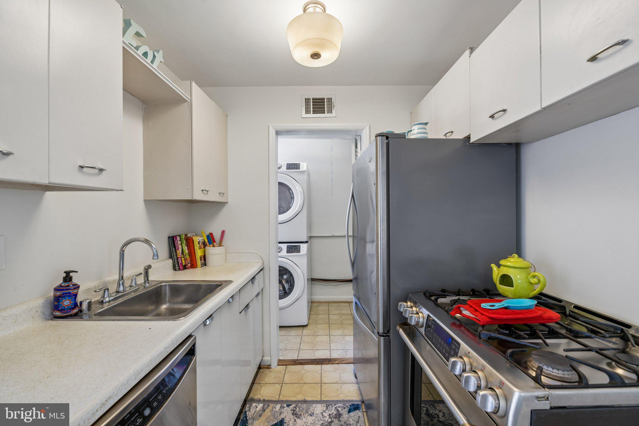 BARCROFT - Residential