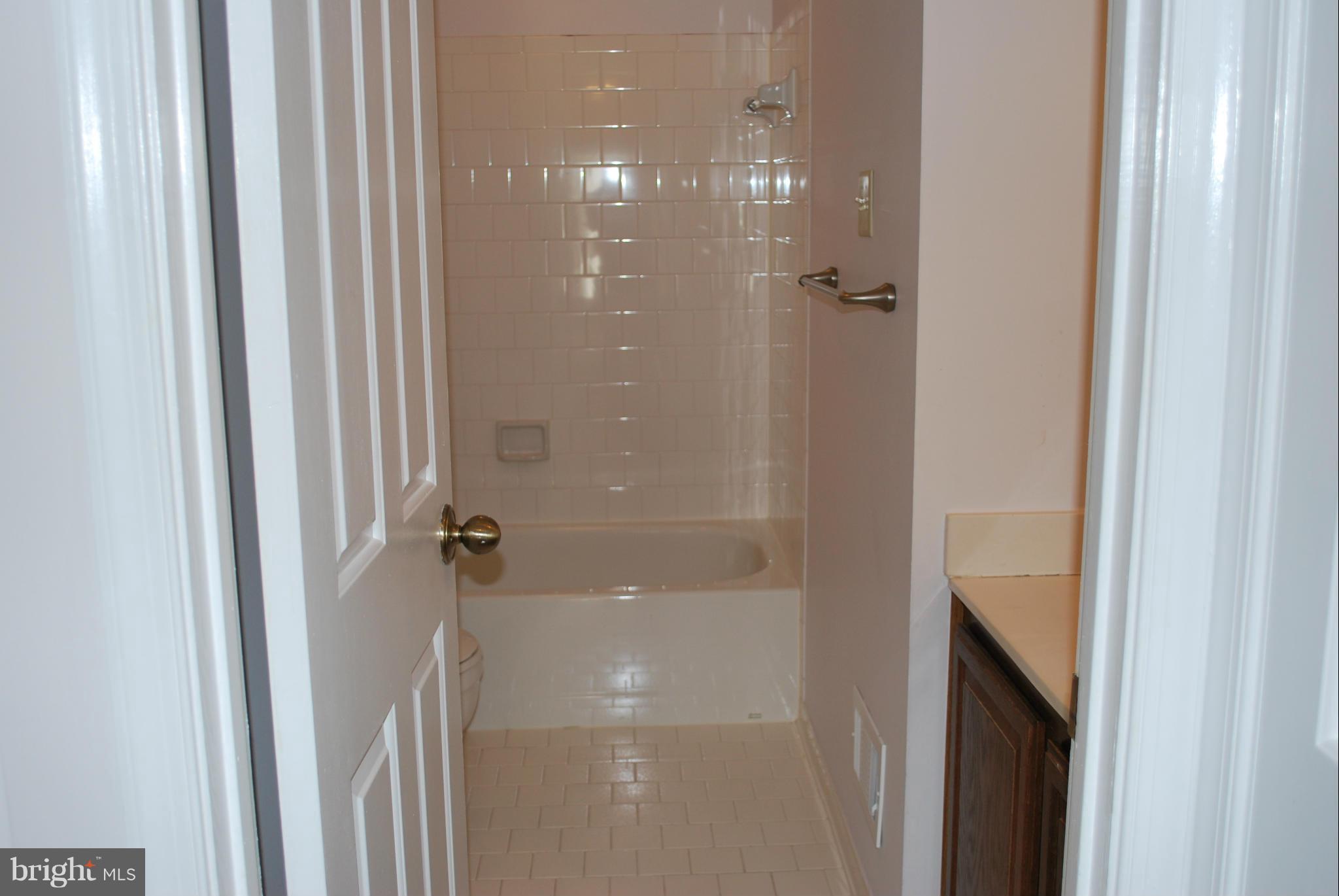 BRAMPTON HILLS - Residential Lease