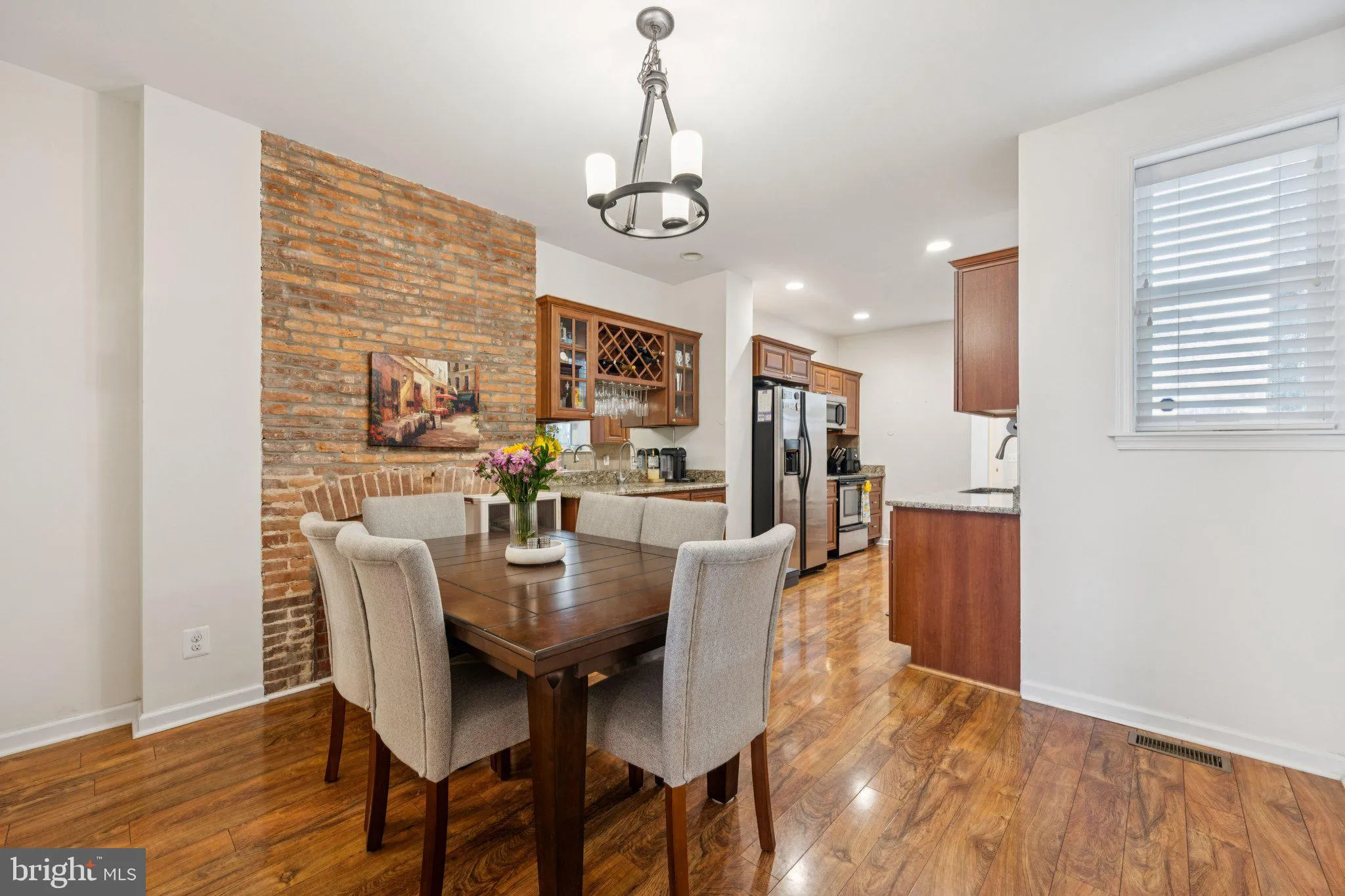 Baltimore, Maryland 21224, United States, 3 Bedrooms Bedrooms, ,3 BathroomsBathrooms,Residential,Pending,144870