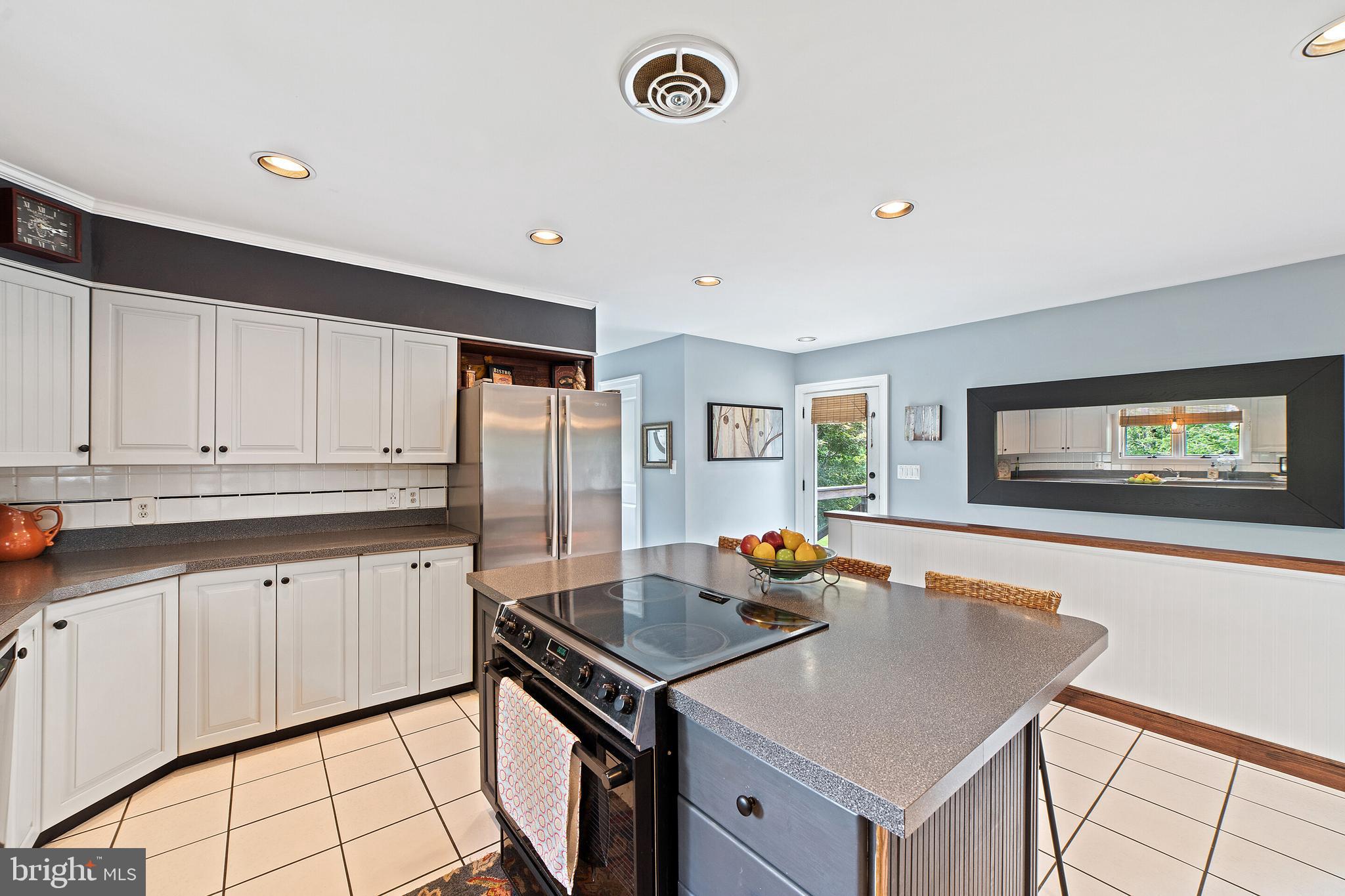 MEADOW RIDGE - Residential