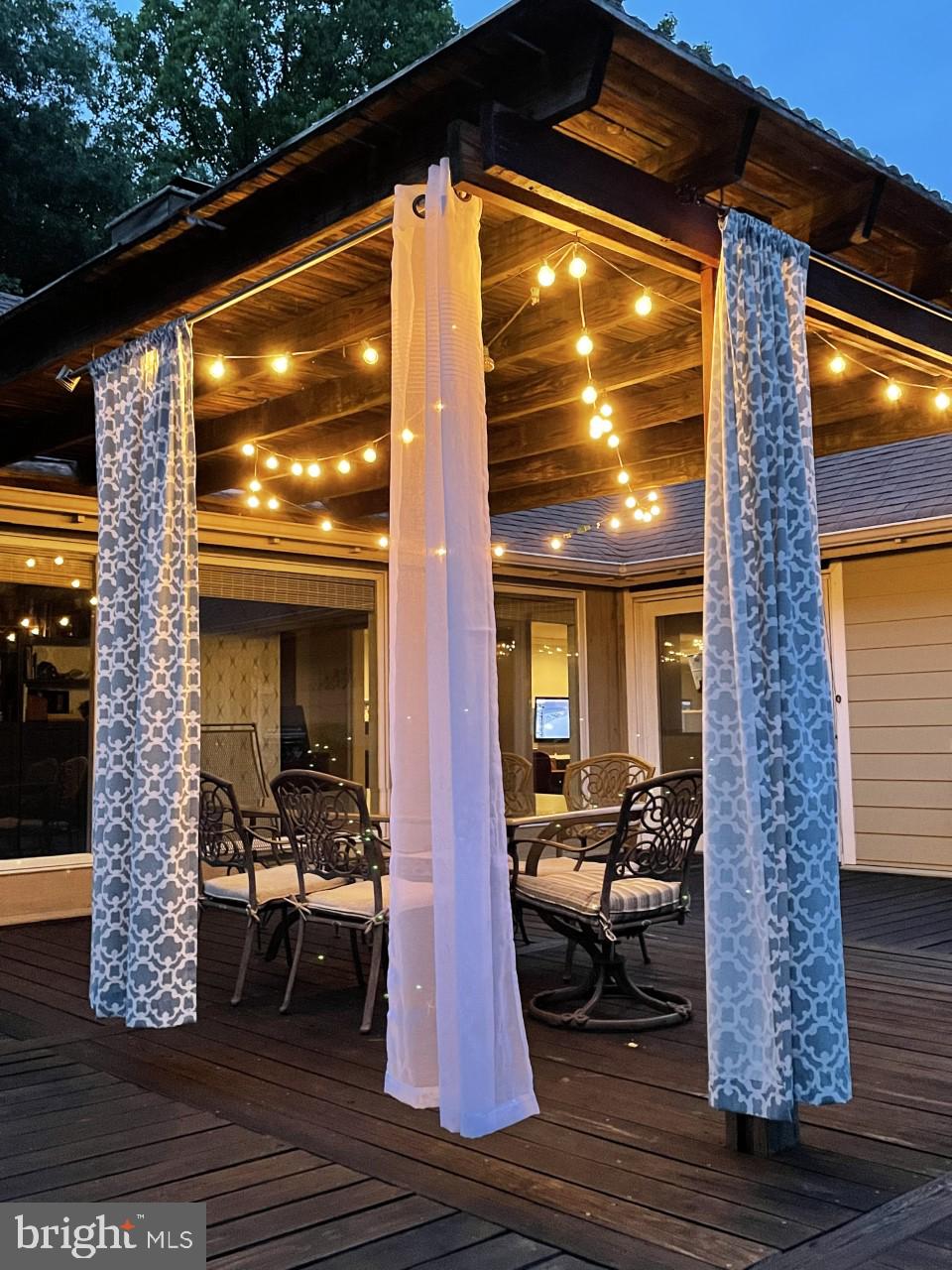 MEADOW RIDGE - Residential