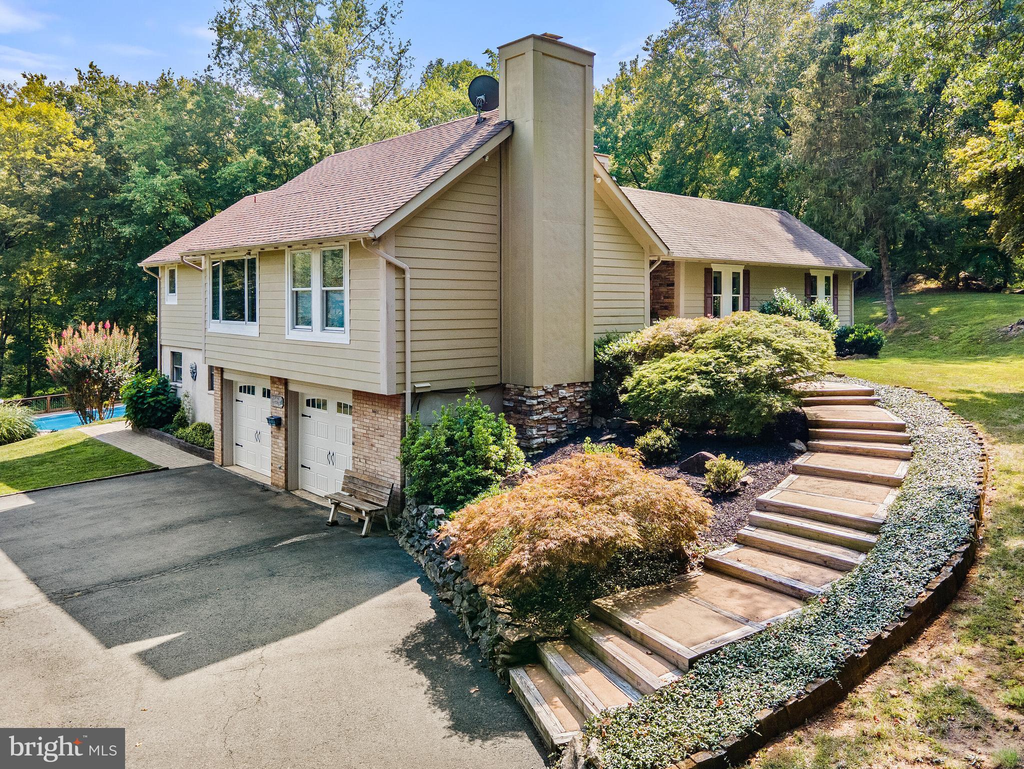 MEADOW RIDGE - Residential