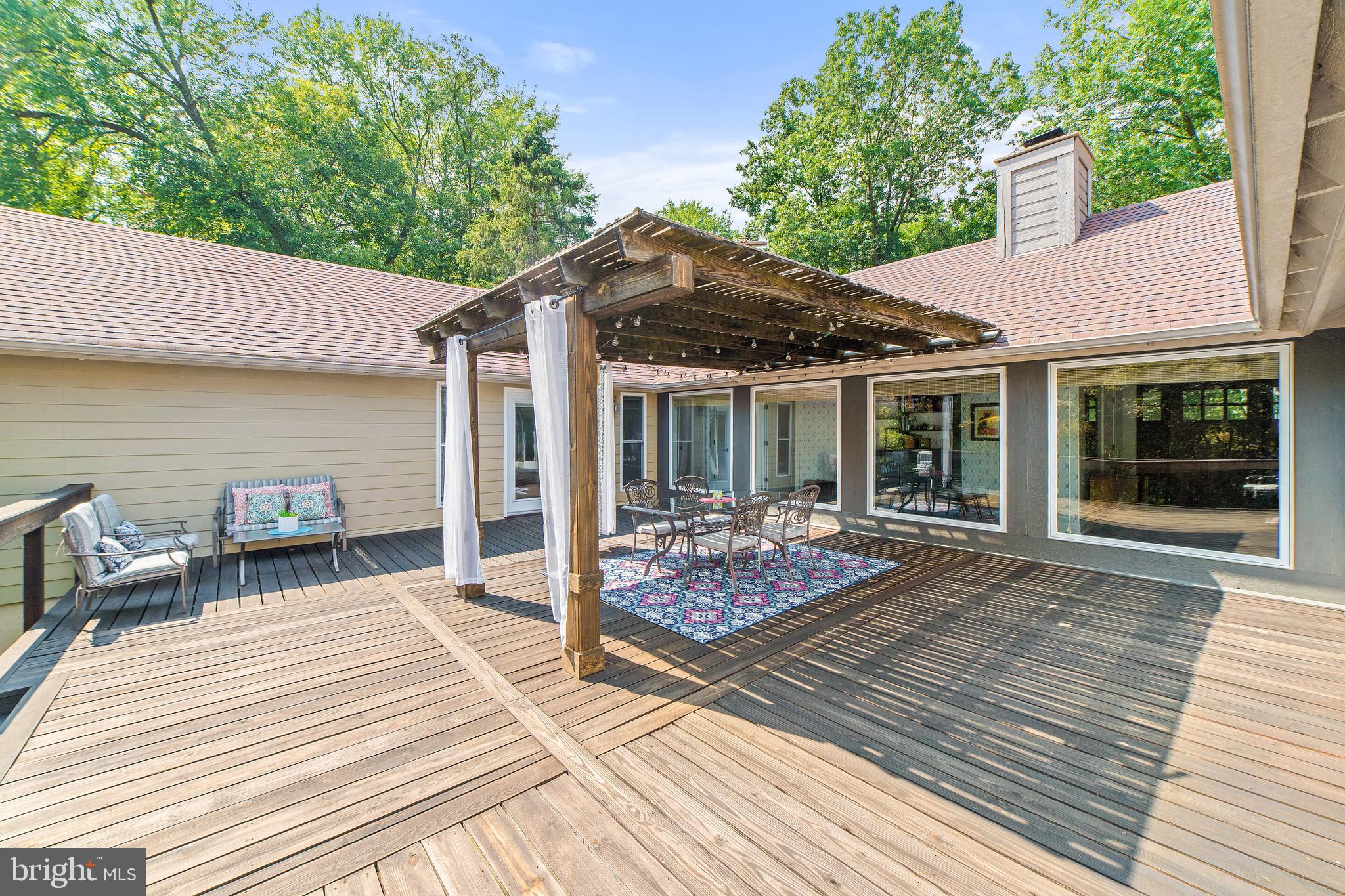 MEADOW RIDGE - Residential