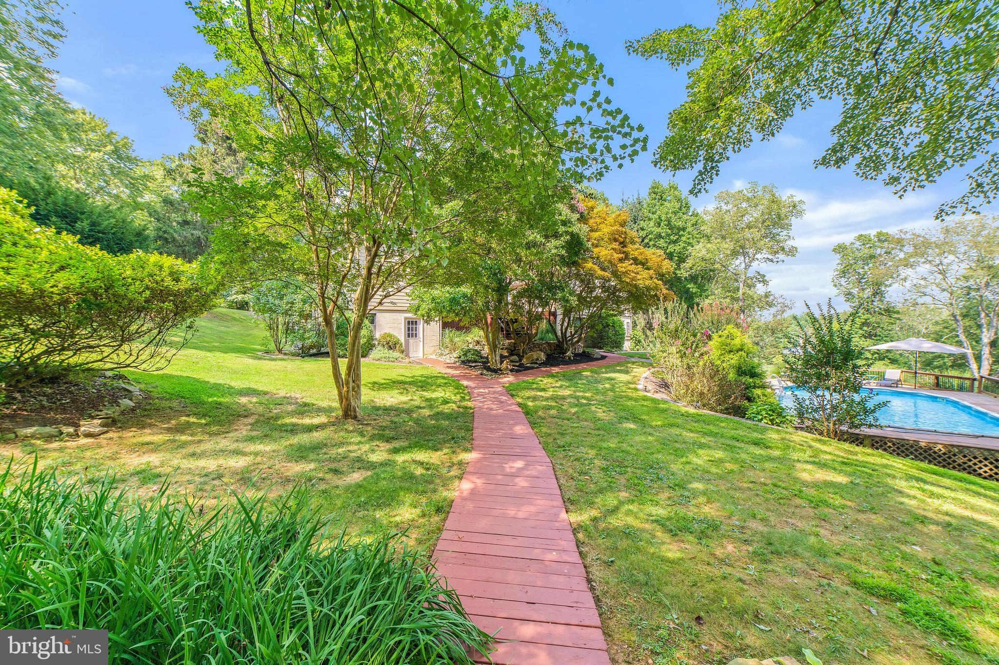 MEADOW RIDGE - Residential