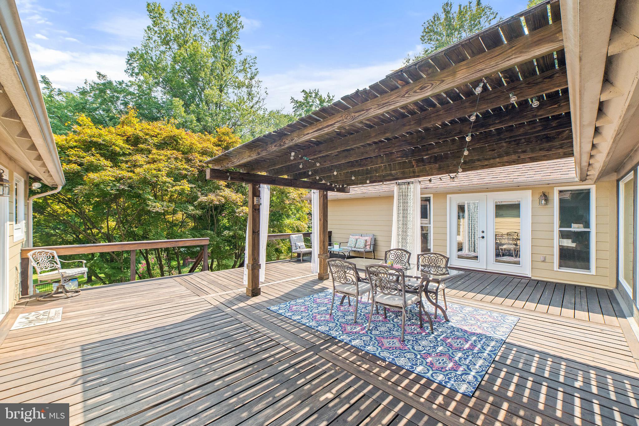 MEADOW RIDGE - Residential