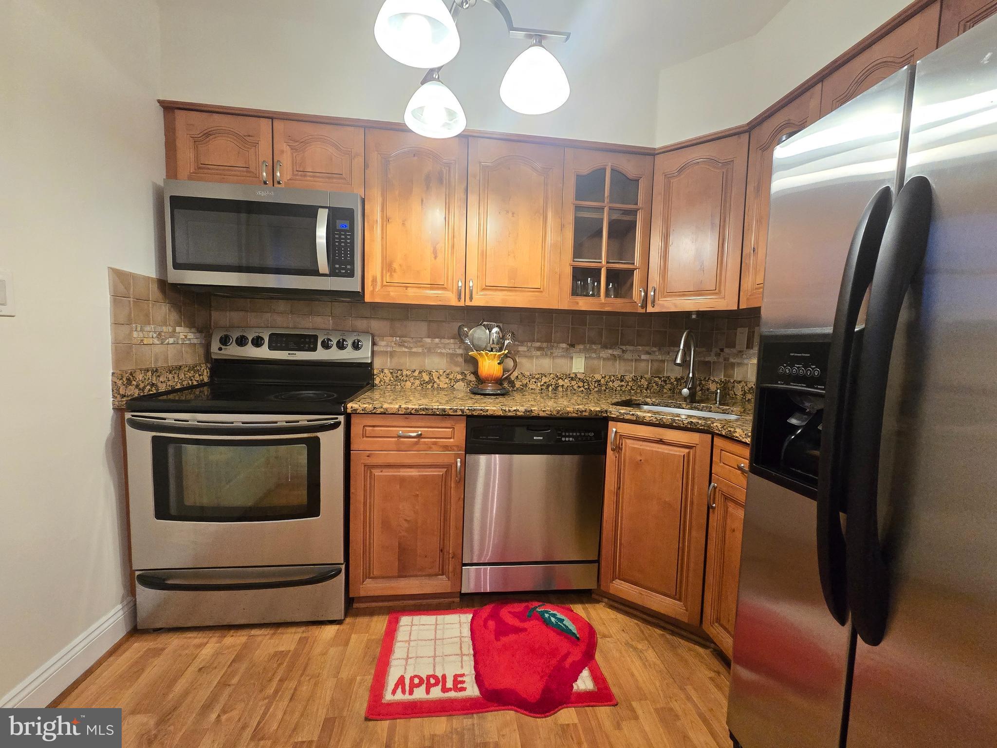 NORTHWOOD VILLAGE - Residential