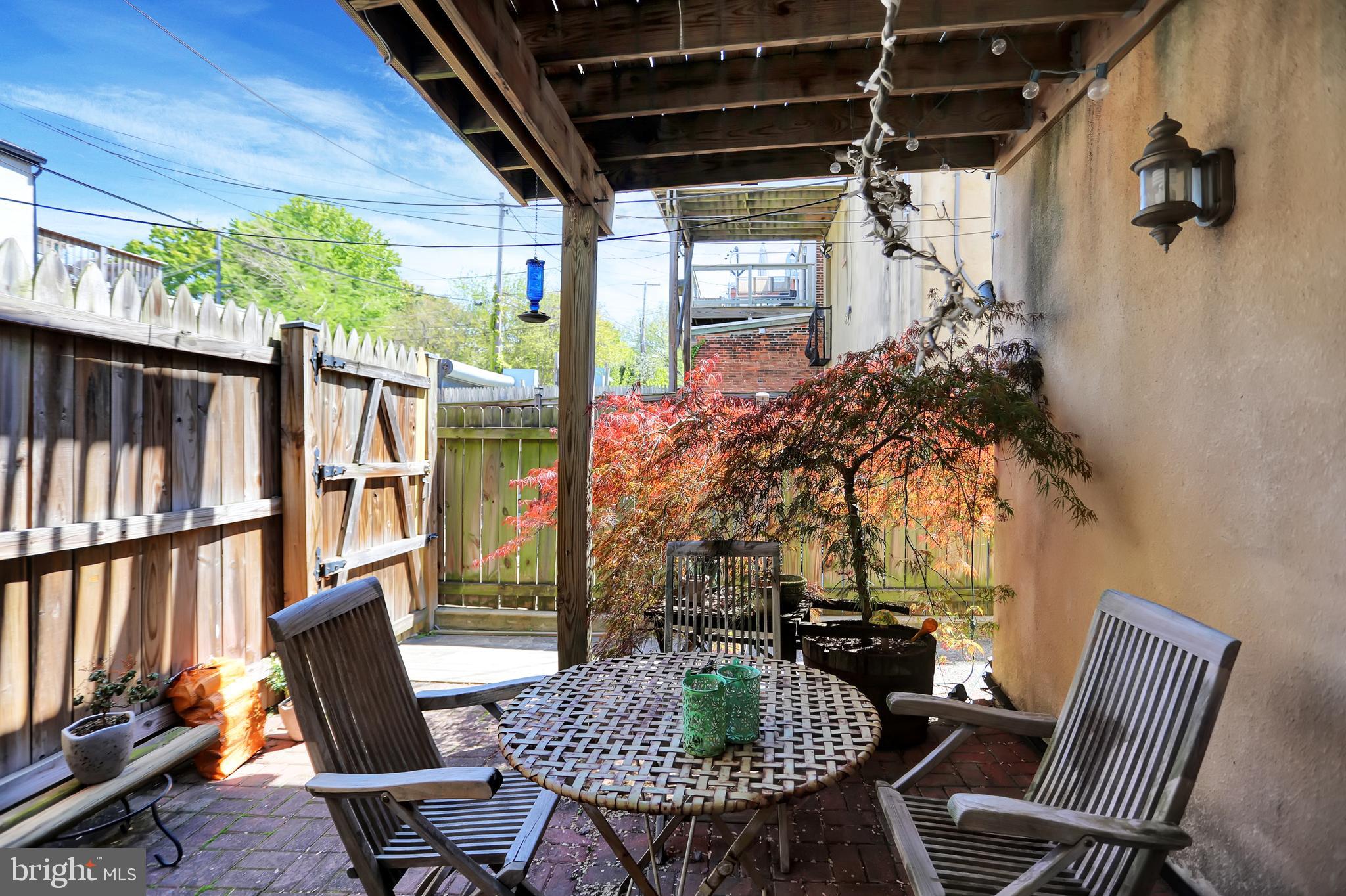 BUTCHER'S HILL - Residential