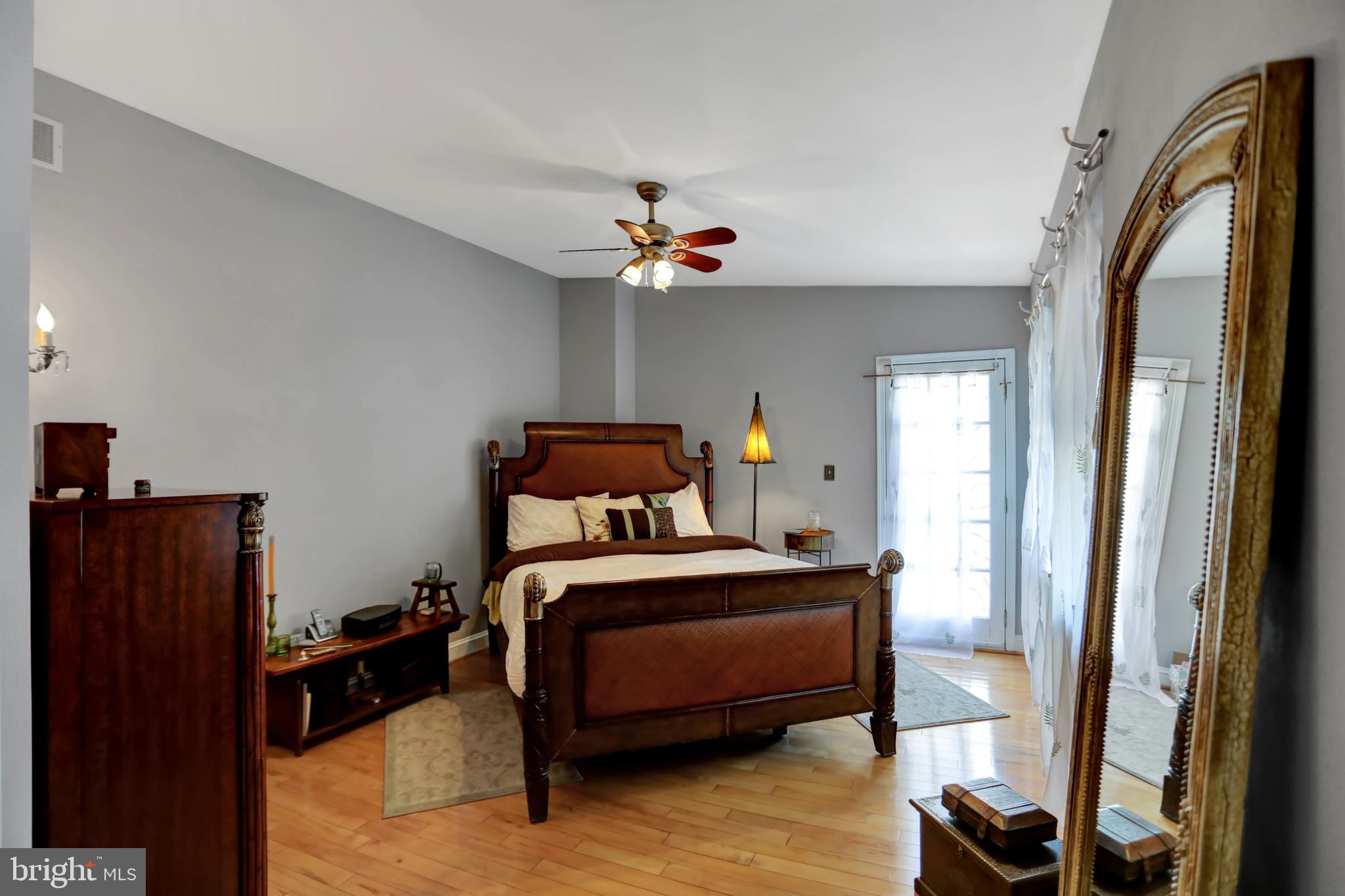 BUTCHER'S HILL - Residential