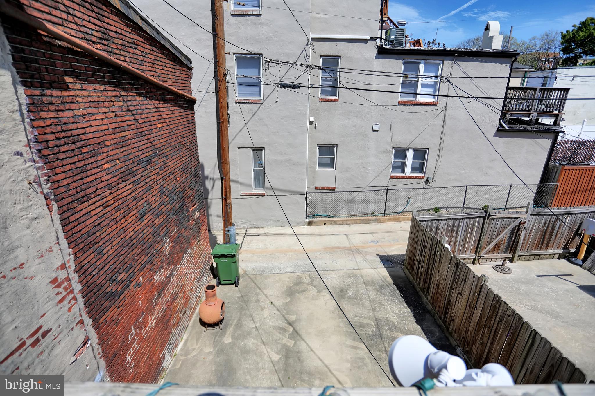 BUTCHER'S HILL - Residential