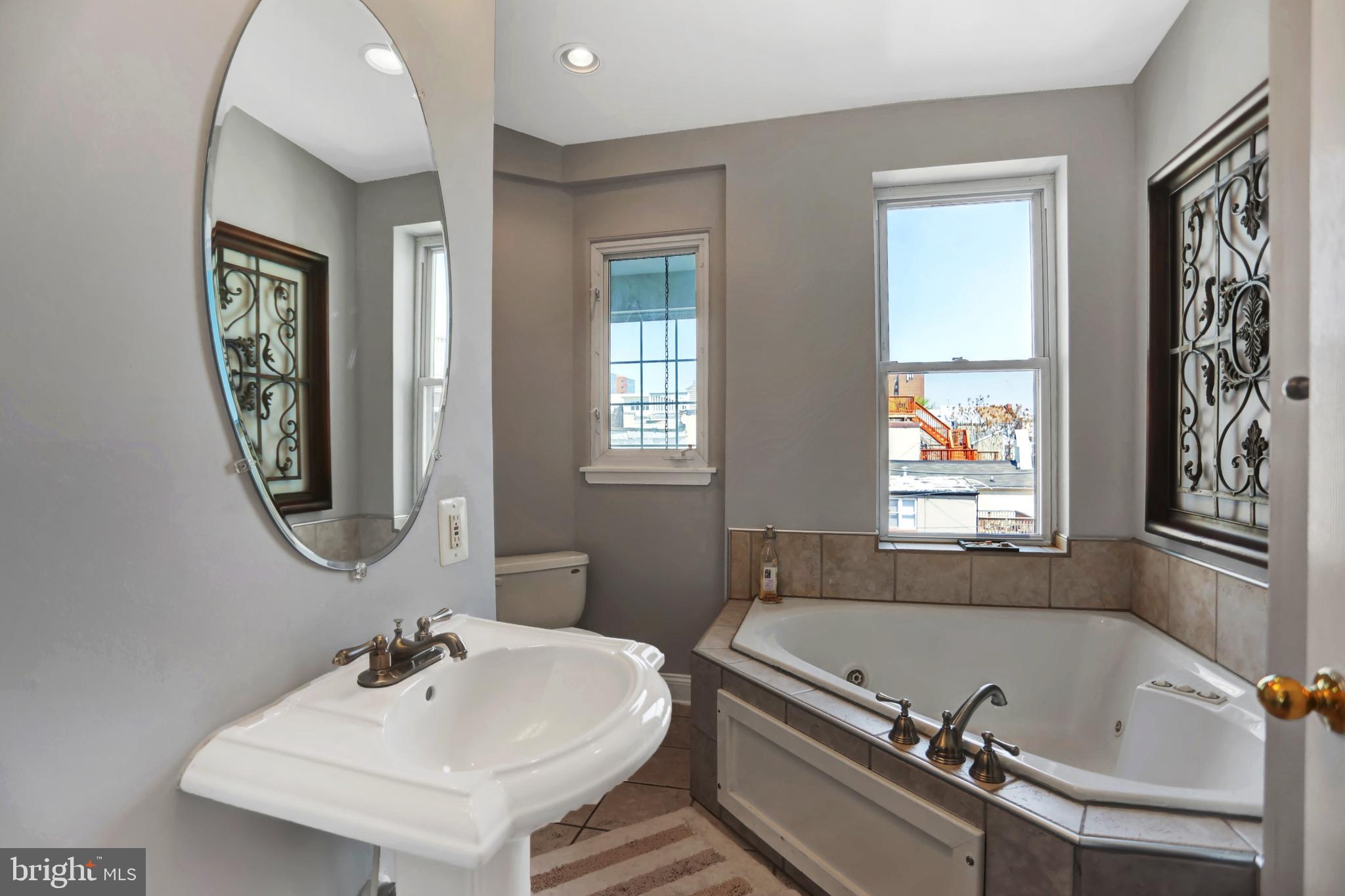 BUTCHER'S HILL - Residential