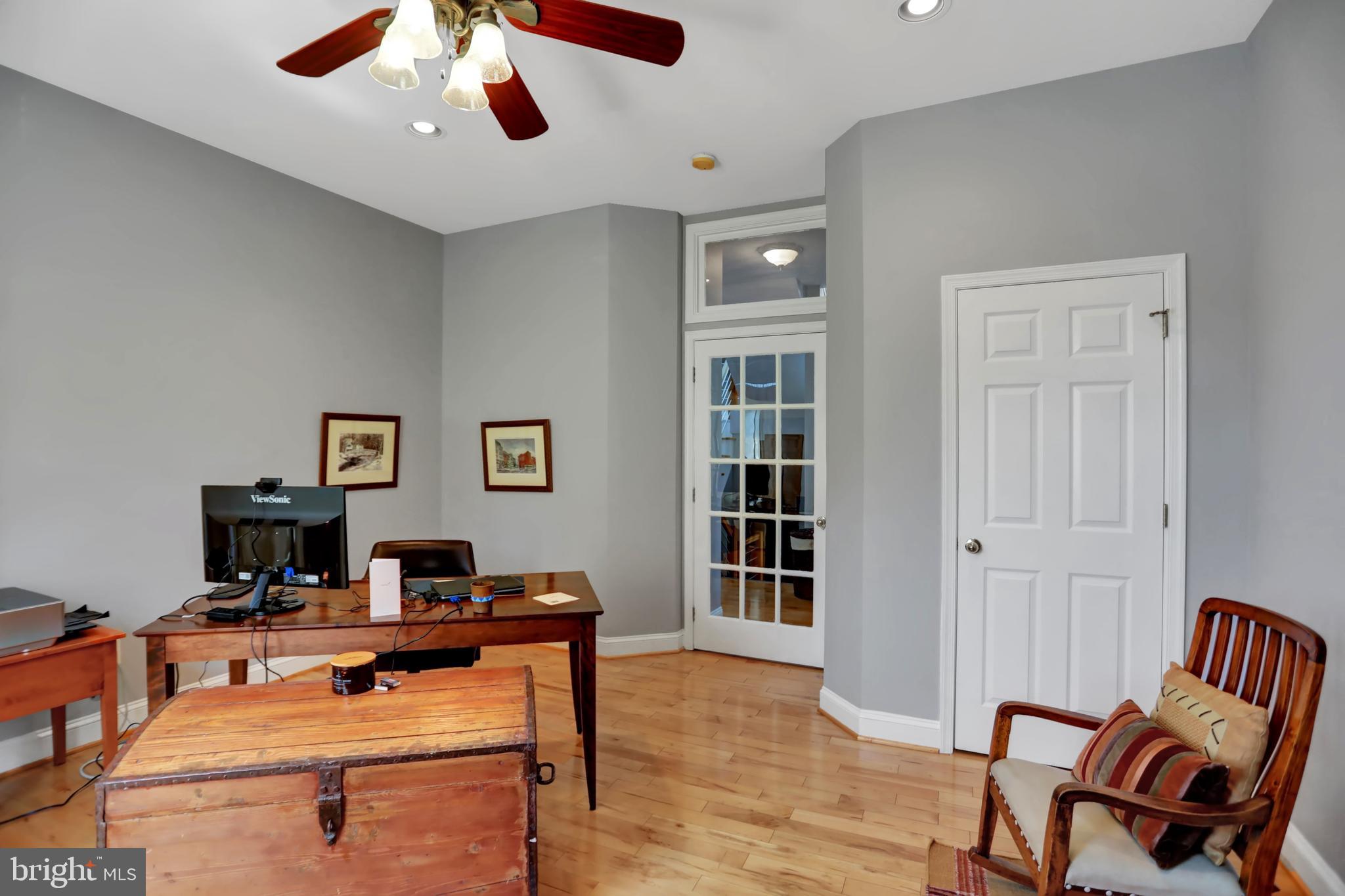 BUTCHER'S HILL - Residential