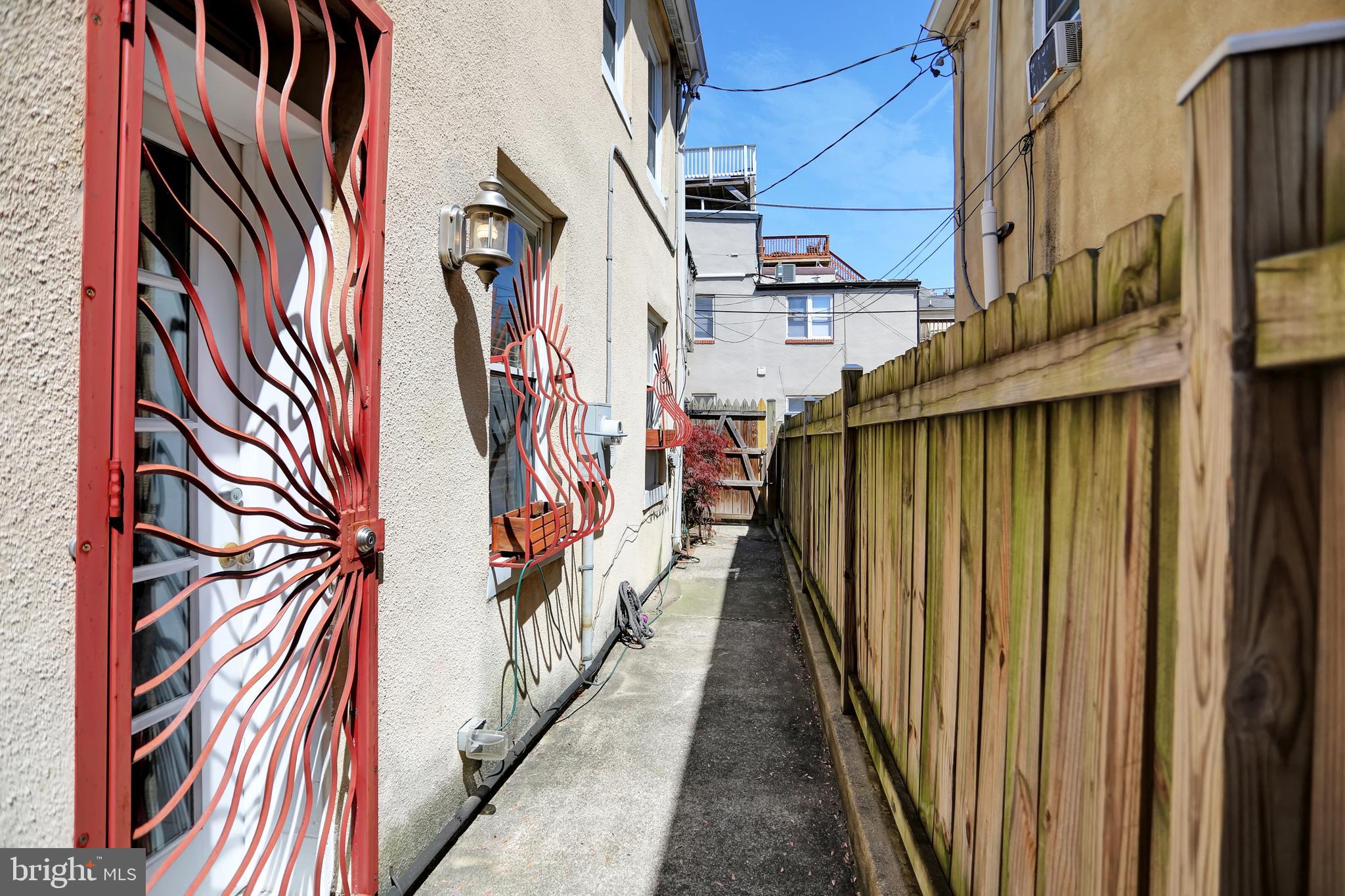 BUTCHER'S HILL - Residential