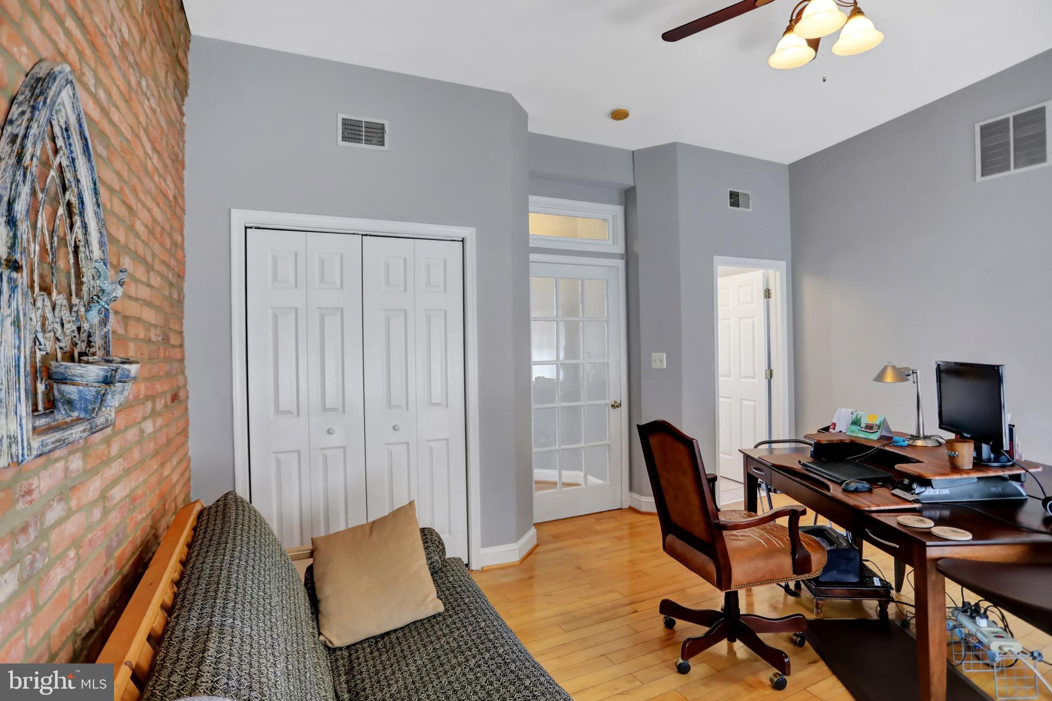 BUTCHER'S HILL - Residential