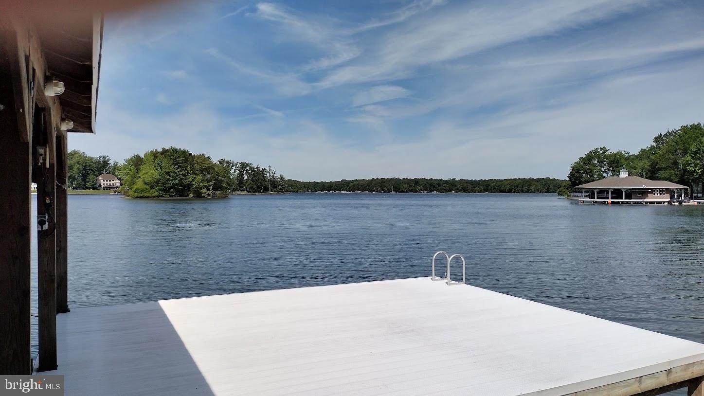 305 CATAMARAN COURT