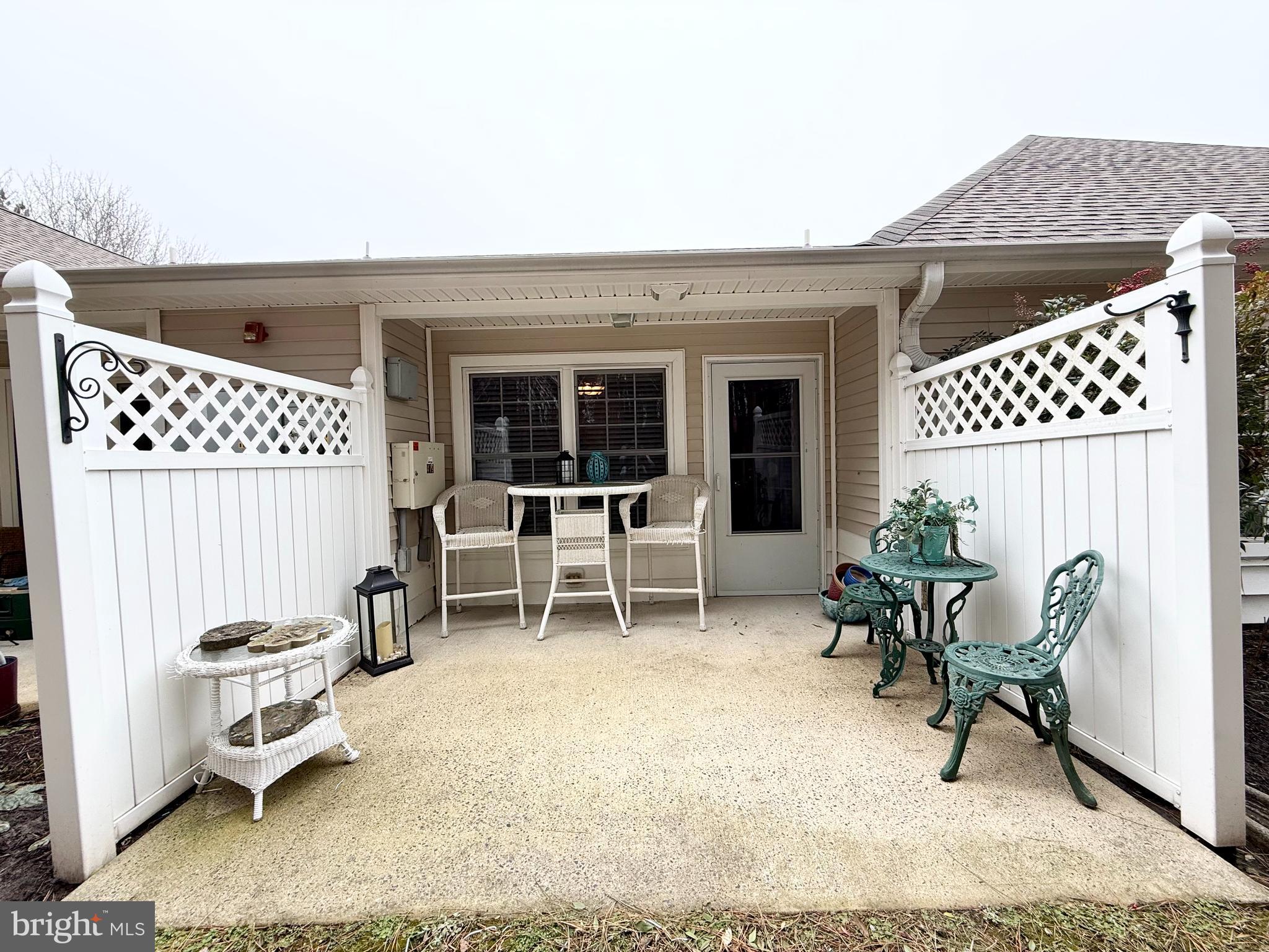 AVALON RETIREMENT COMM - Residential