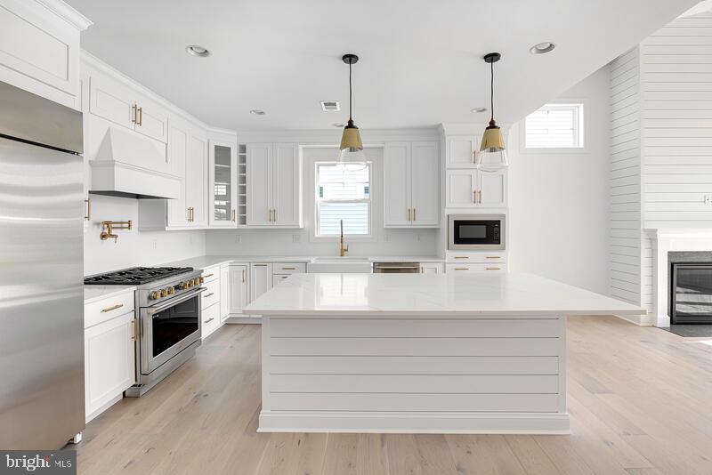 24354 INKBERRY DRIVE