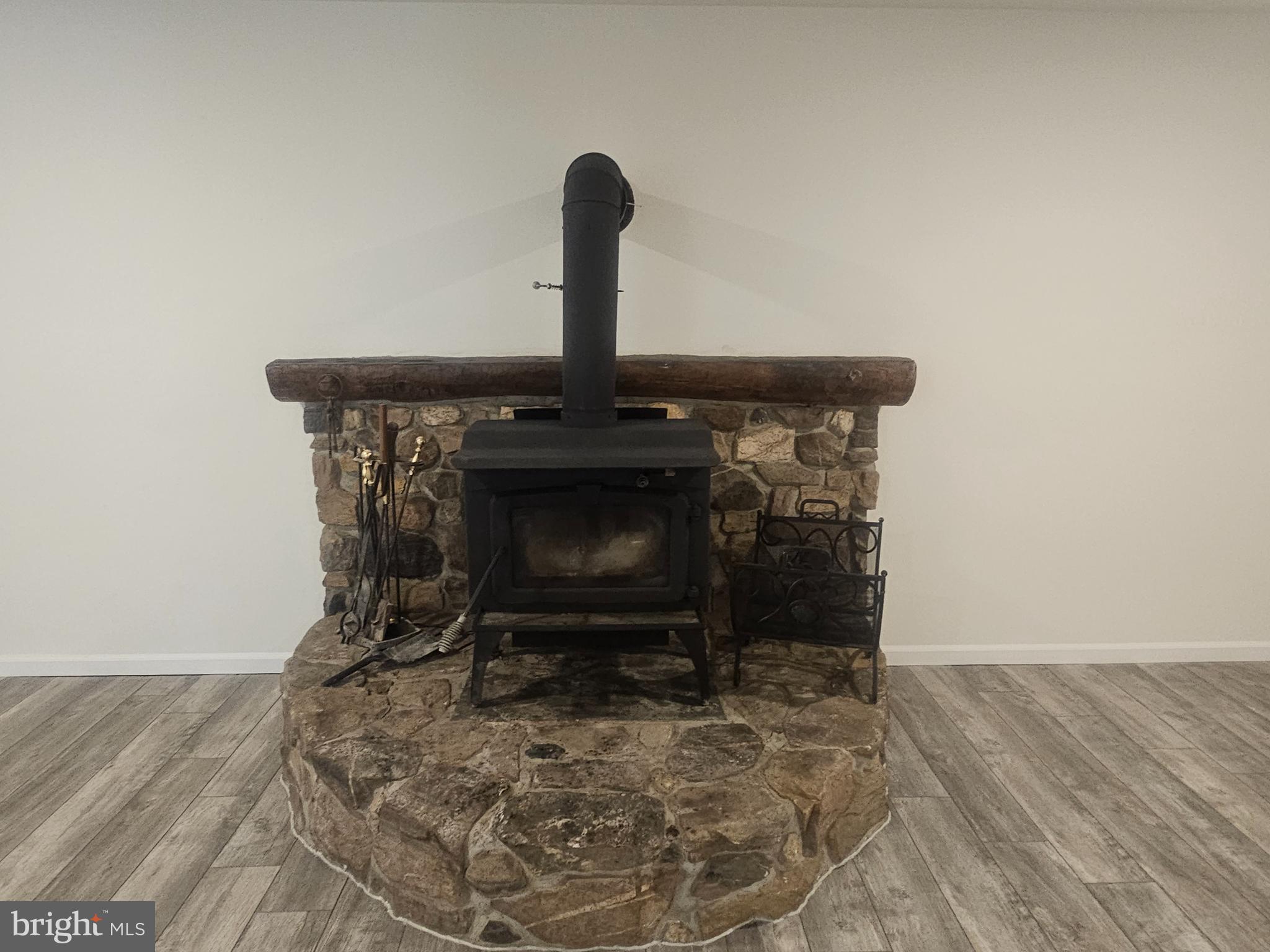 SHANNONDALE - Residential