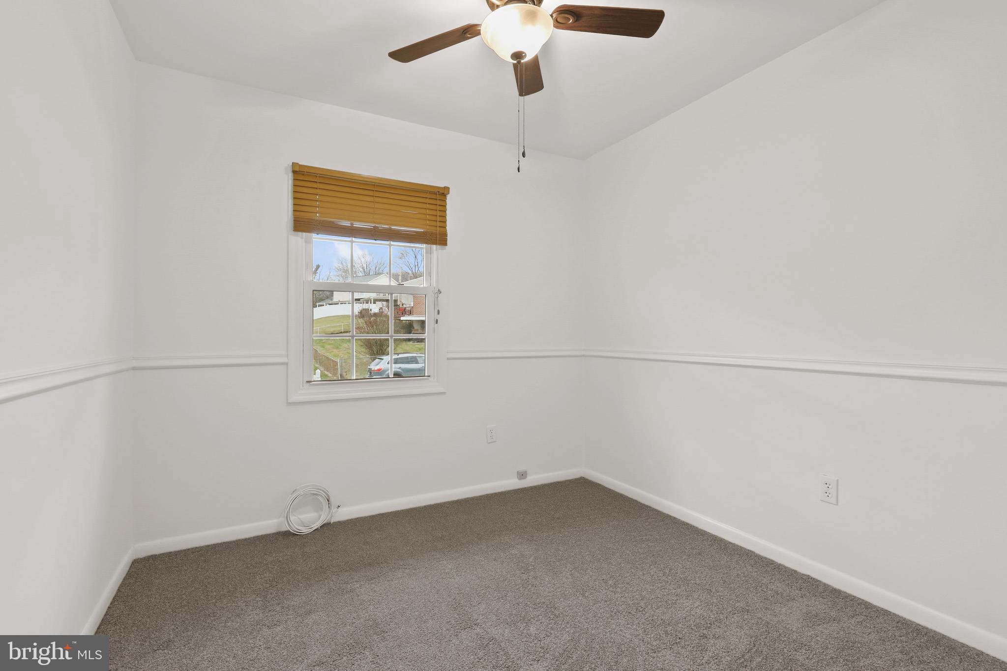 COUNTRY CLUB ESTATES - Residential