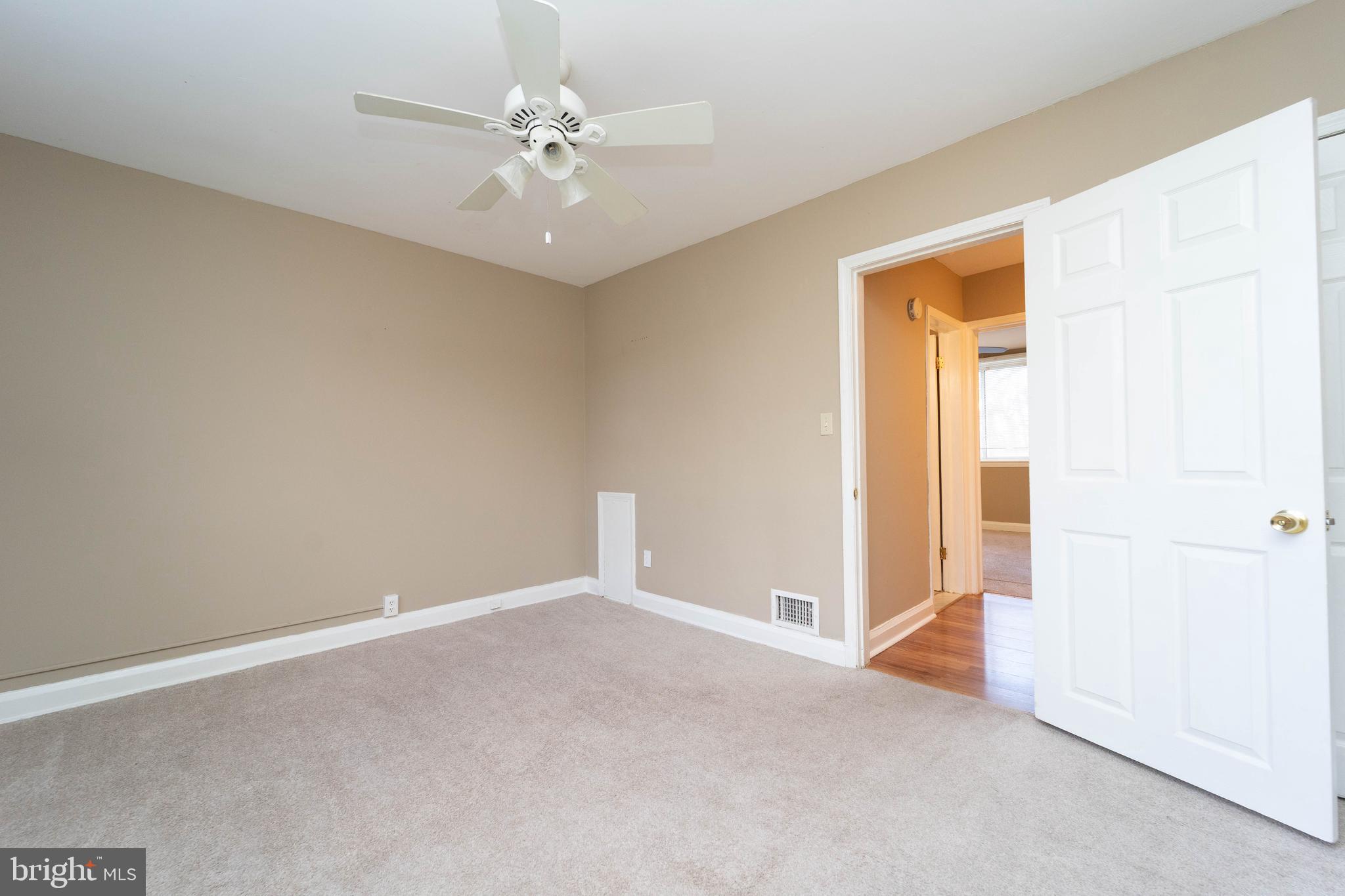 PARKLANE - Residential Lease