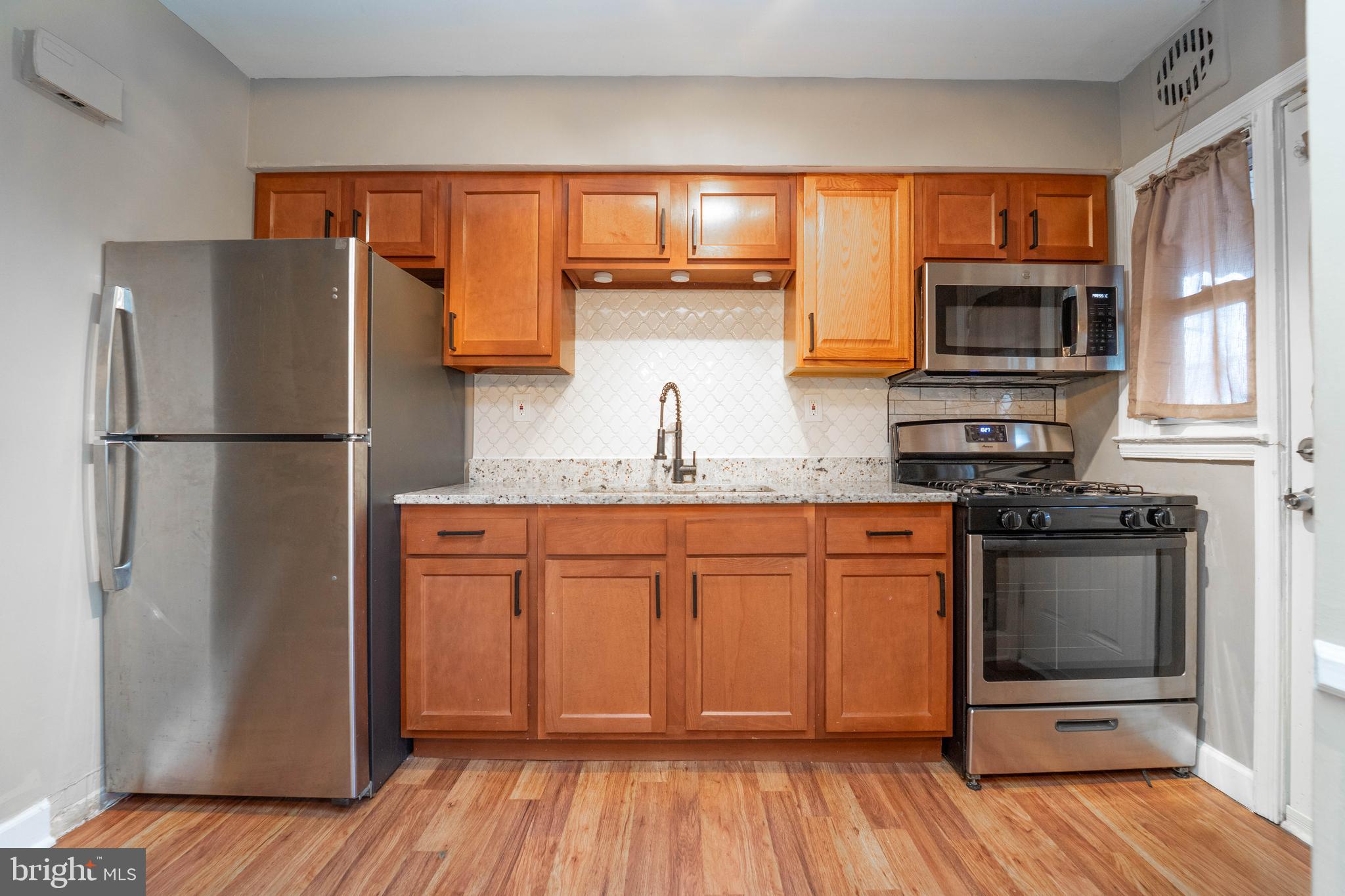 PARKLANE - Residential Lease