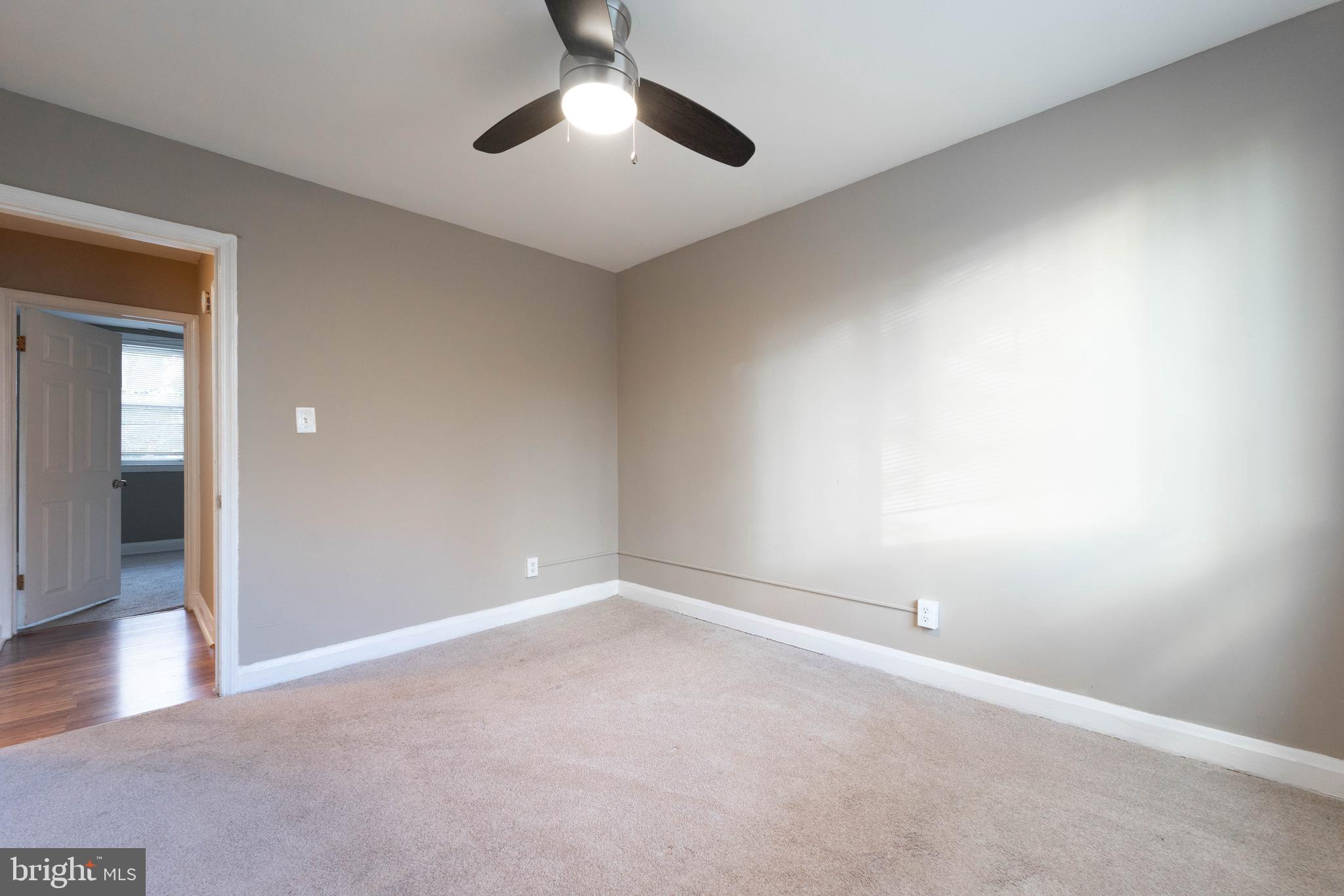 PARKLANE - Residential Lease