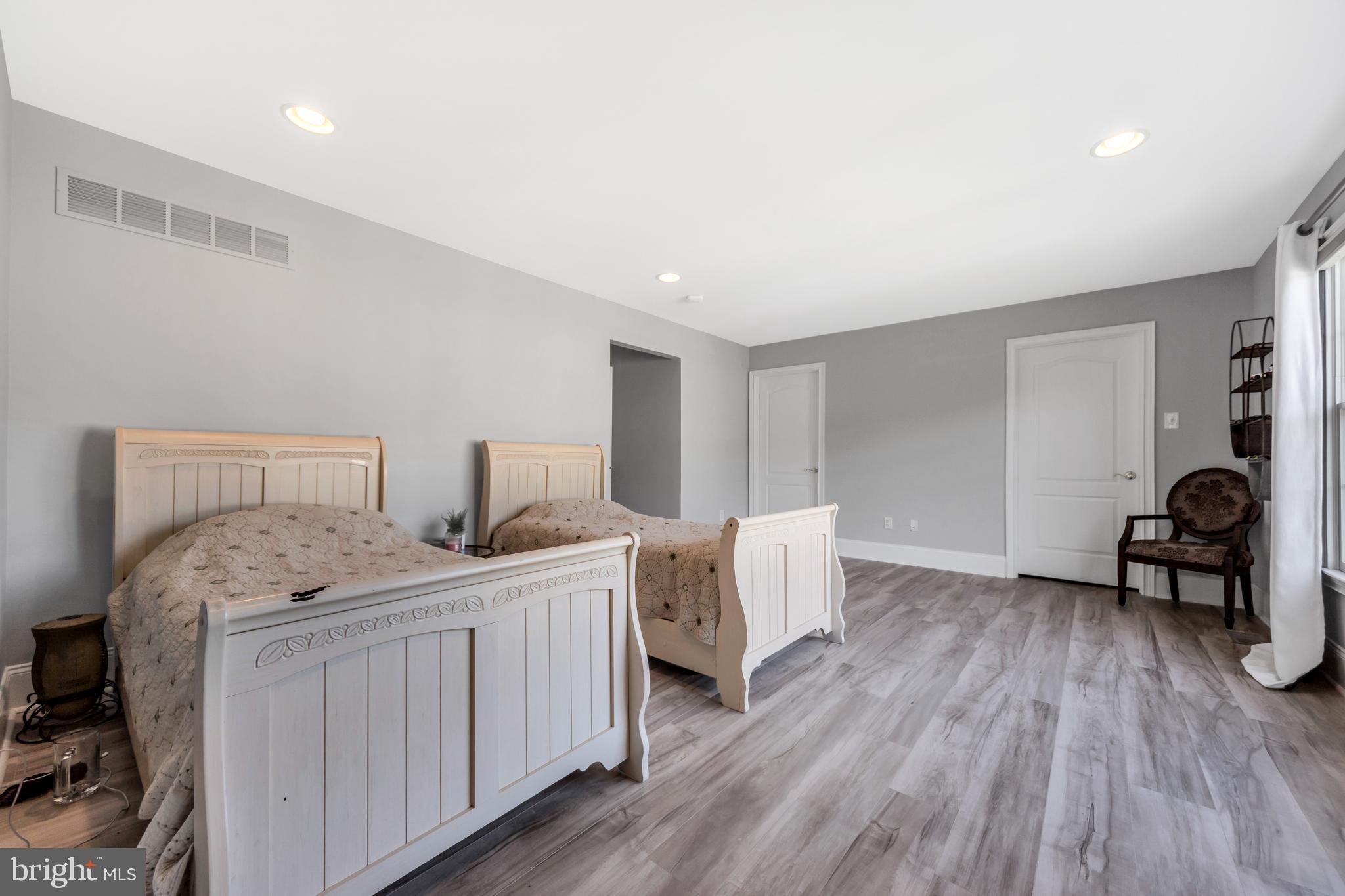 TATTERSALL - Residential