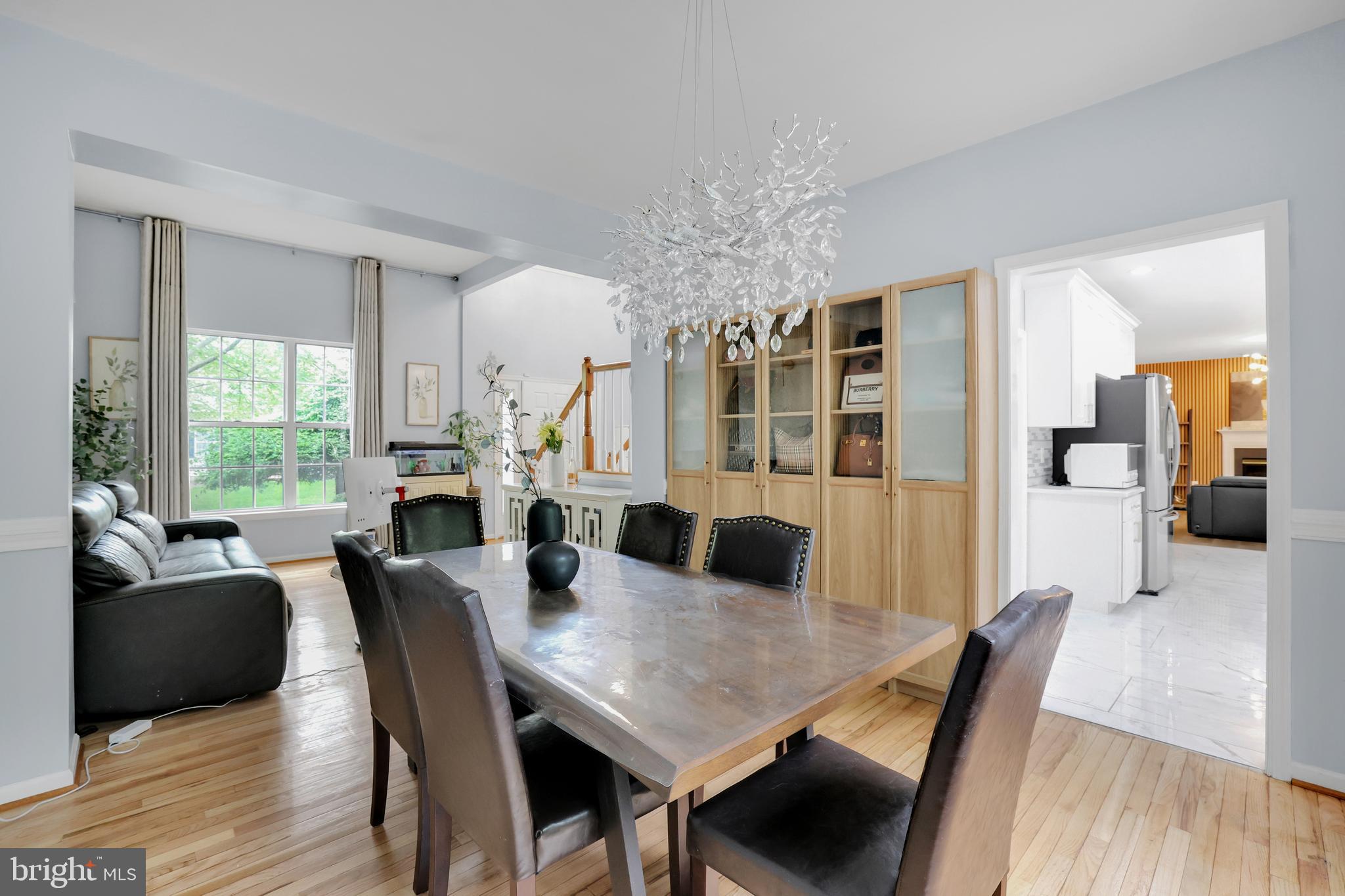 ASHBURN VILLAGE - Residential