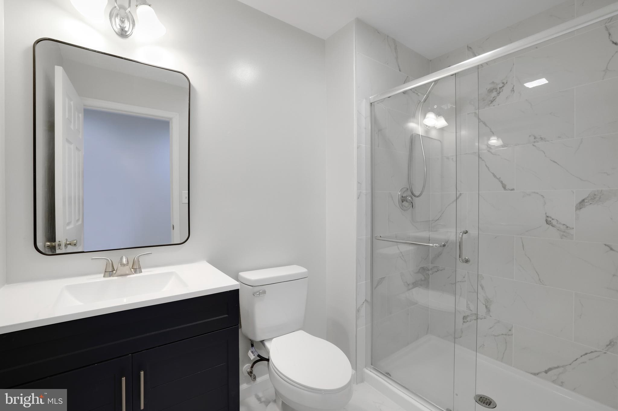 ASHBURN VILLAGE - Residential